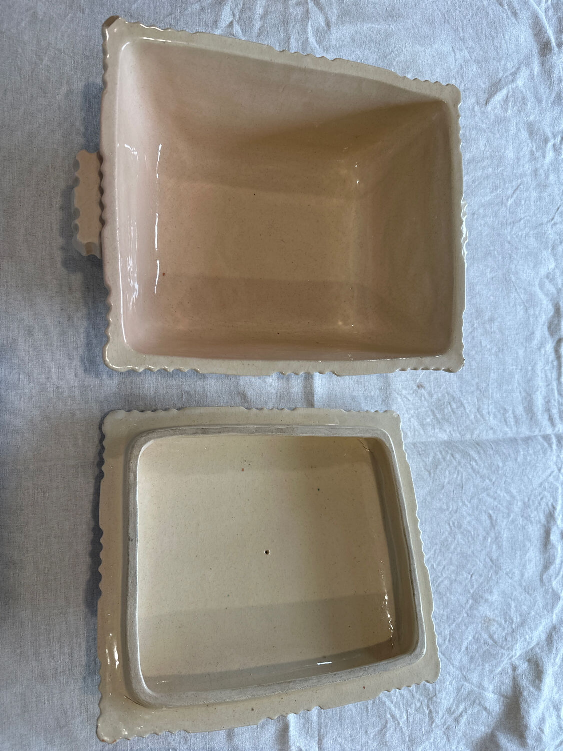 Yvon Roy large volume soup tureen