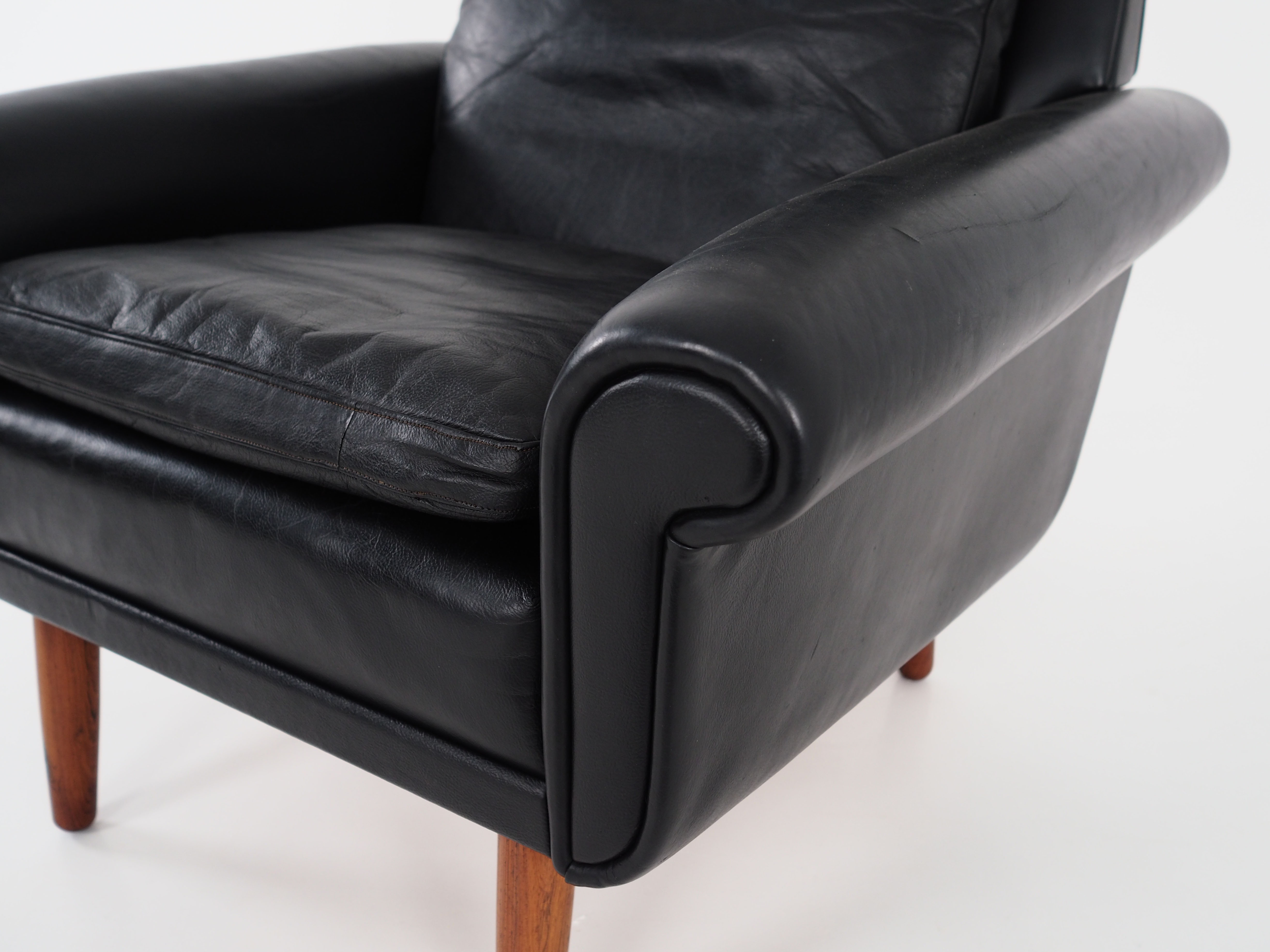 Black leather armchair, Danish design, 1970s, production: Denmark