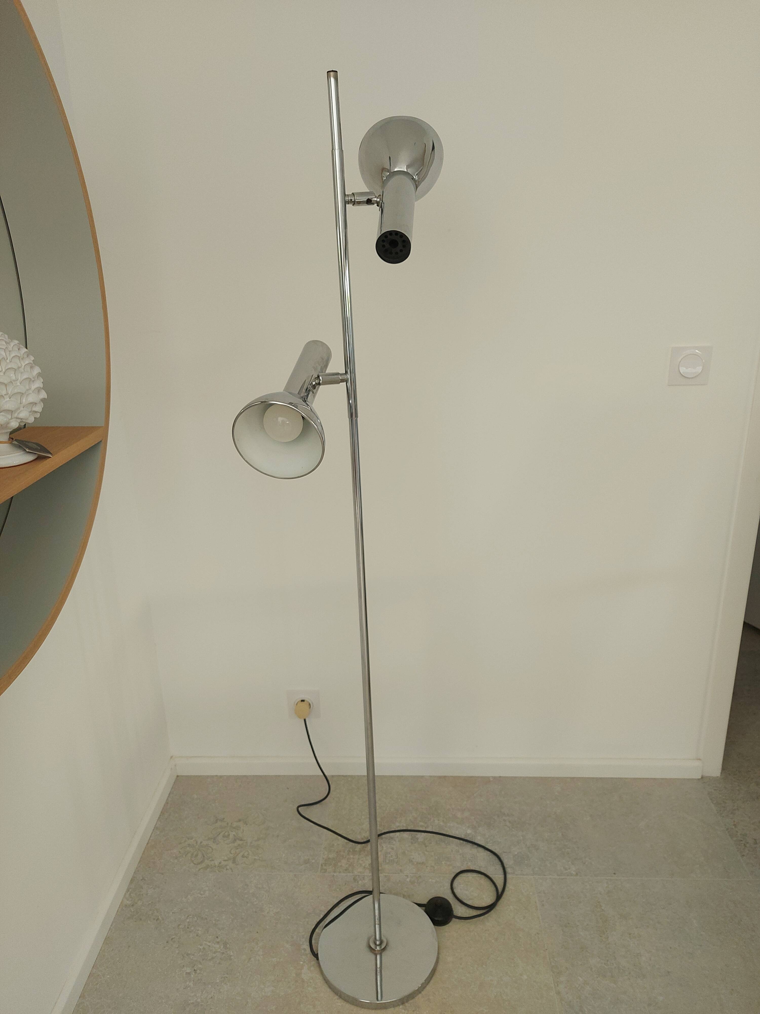 Vintage 70'S chrome floor lamp