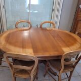 Louis Pjilippe cherry round table with 2 extensions