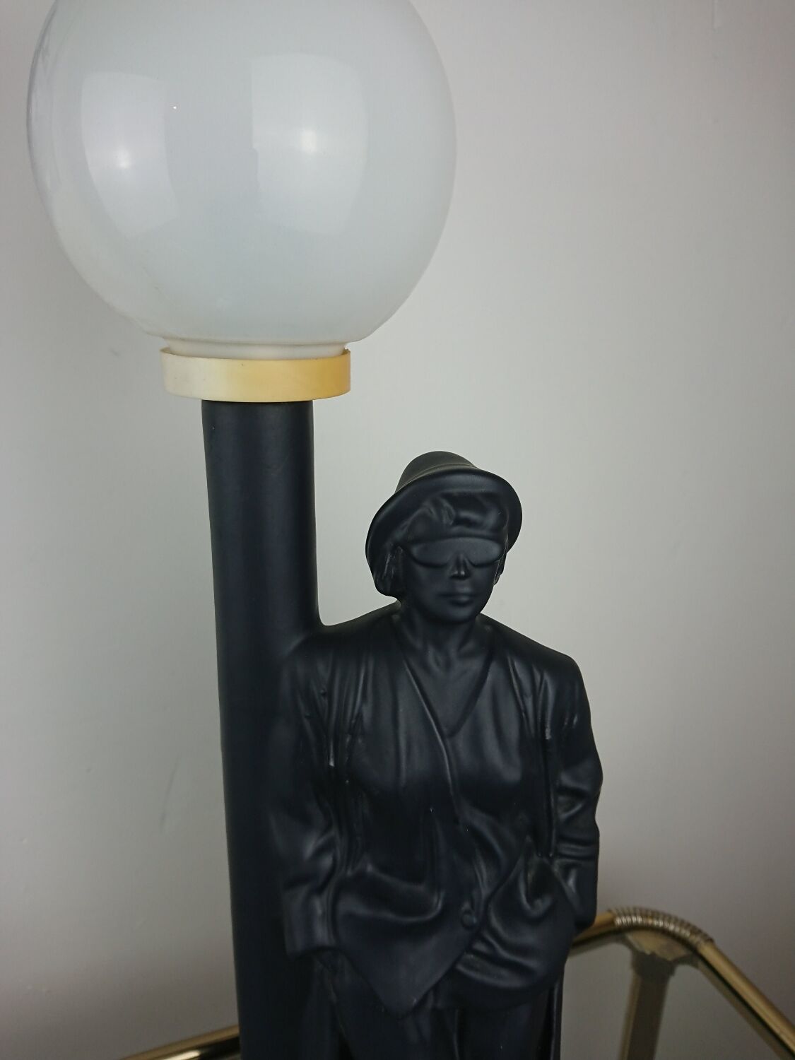 Black ceramic lamp for women, floor lamp