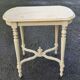 Table de milieu en bois laqué blanc
