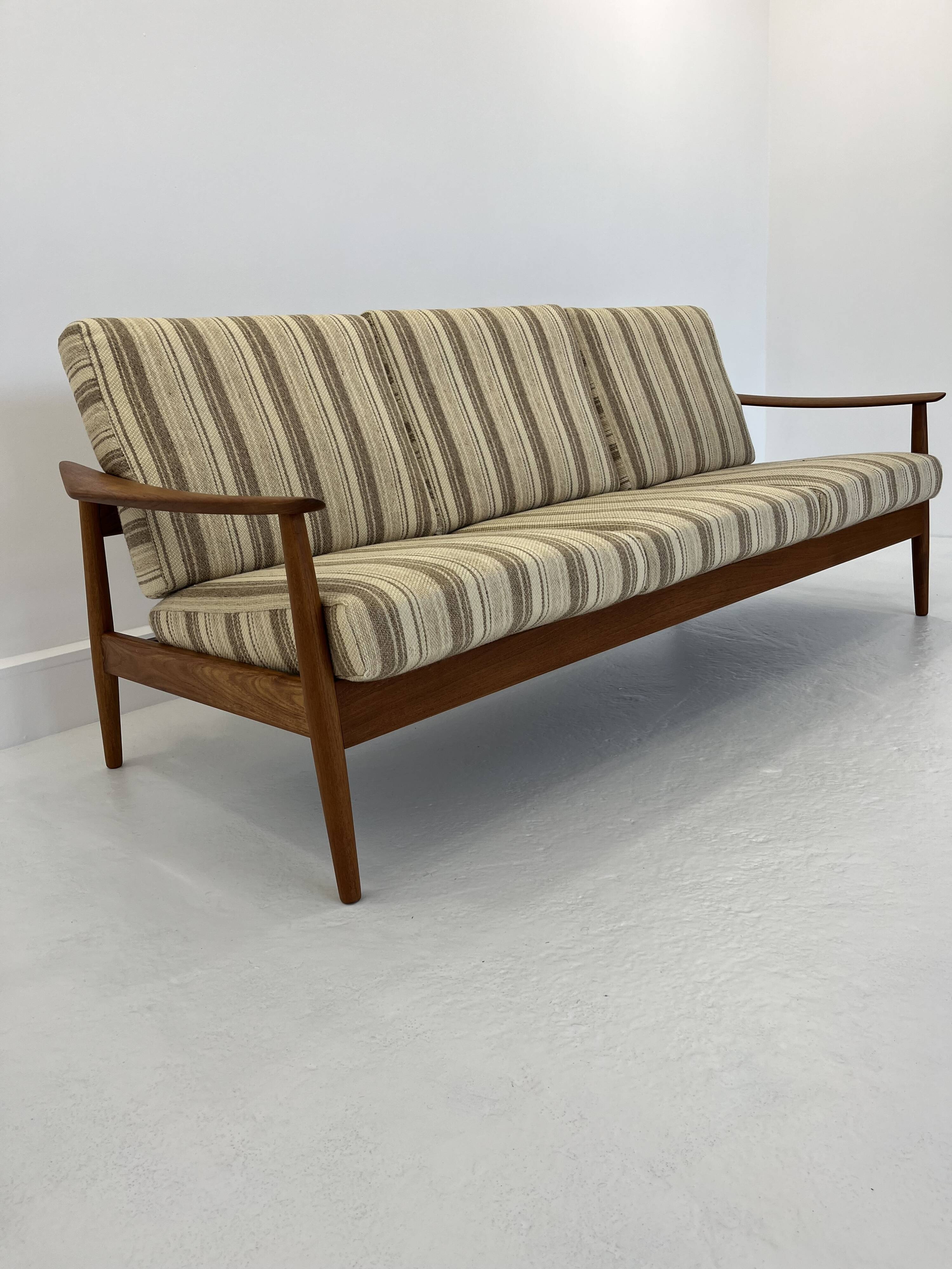 Danish Three-Seater Sofa in Teak by Arne Vodder for France & Son, 1960s