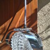 Hanging space age Sinus