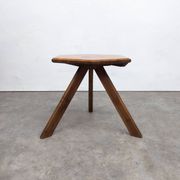Table d'appoint brutaliste française en pin, années 1970