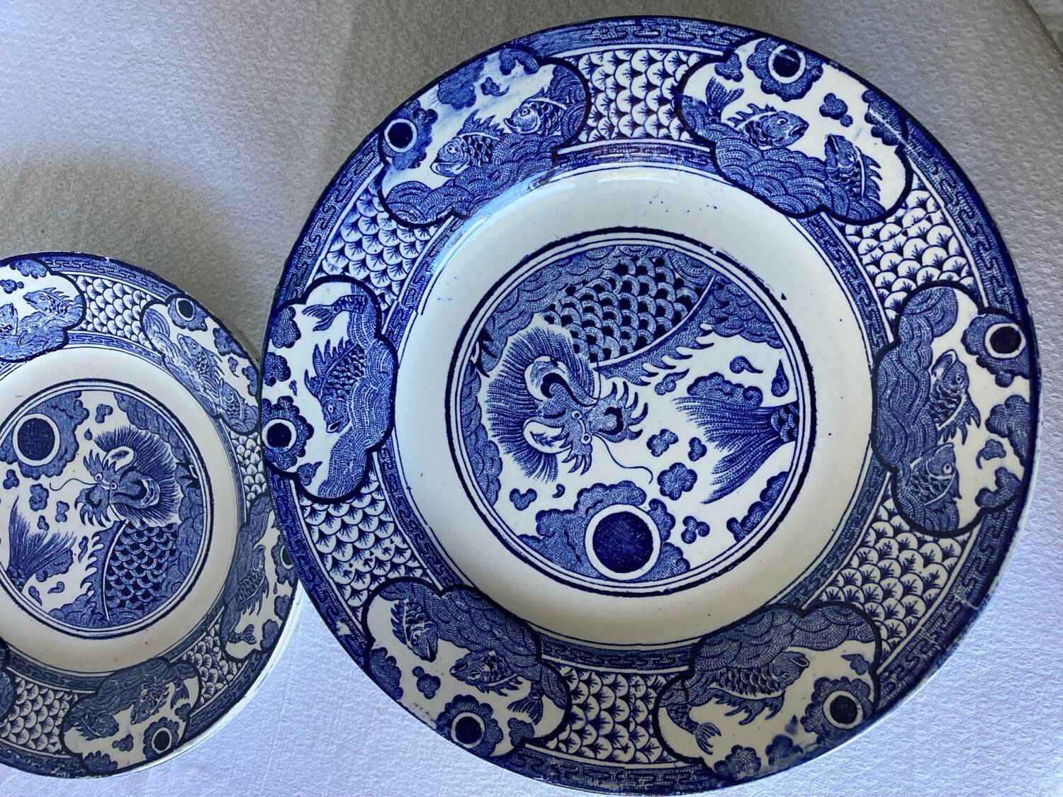 16 table plates Longwy, Fish model