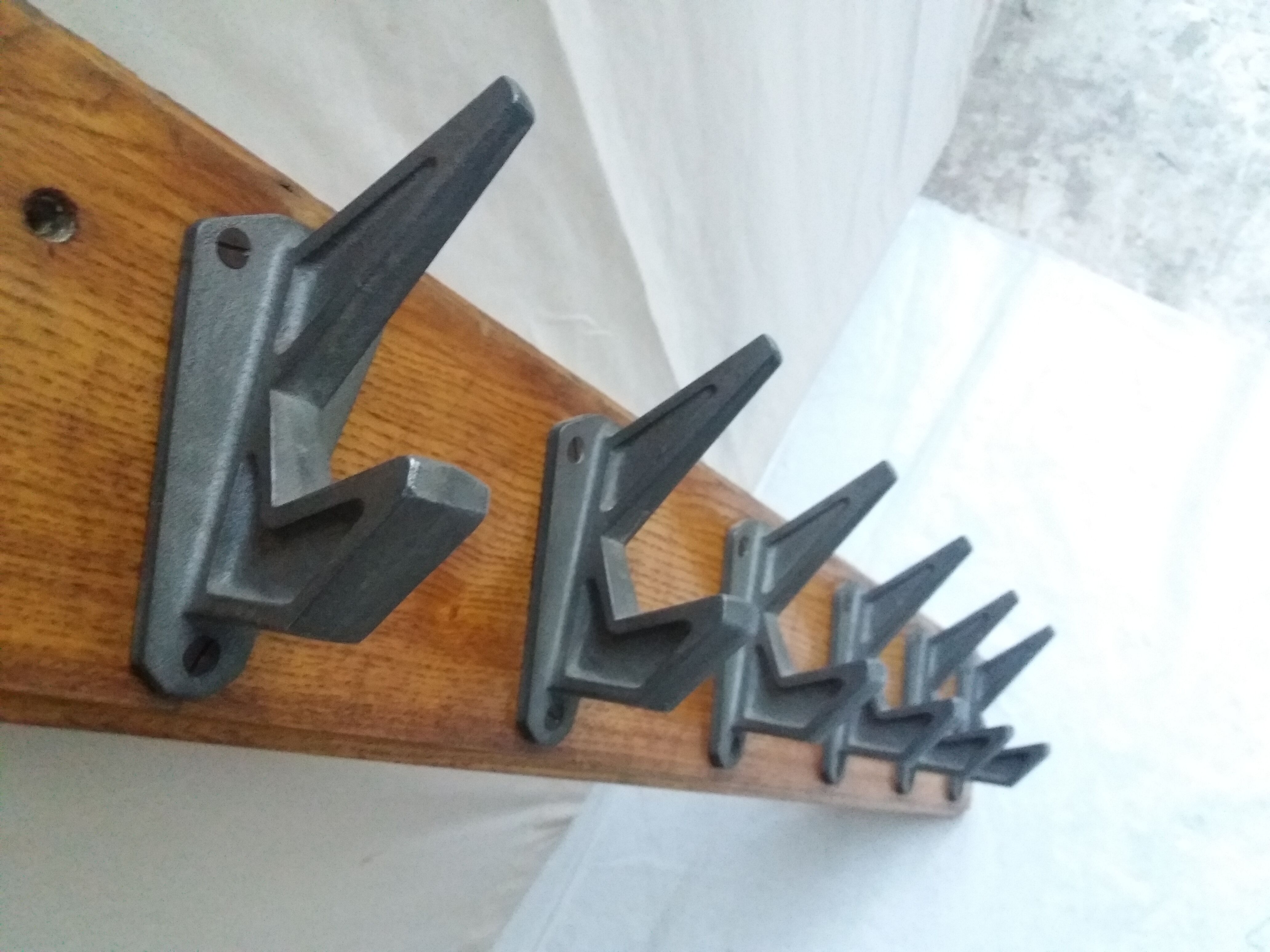 Industrial coatrack