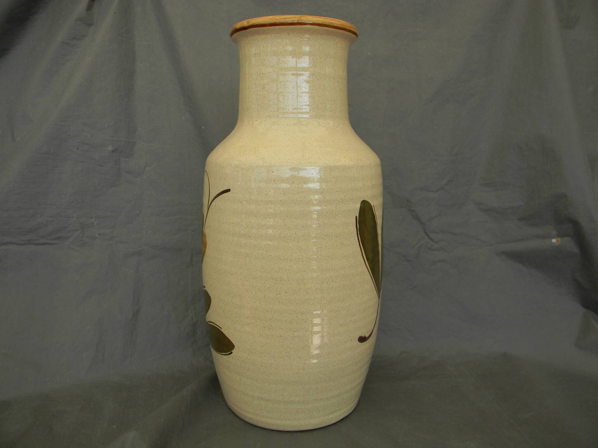 Grand vase en céramique de Saint Clément. Années 1960.