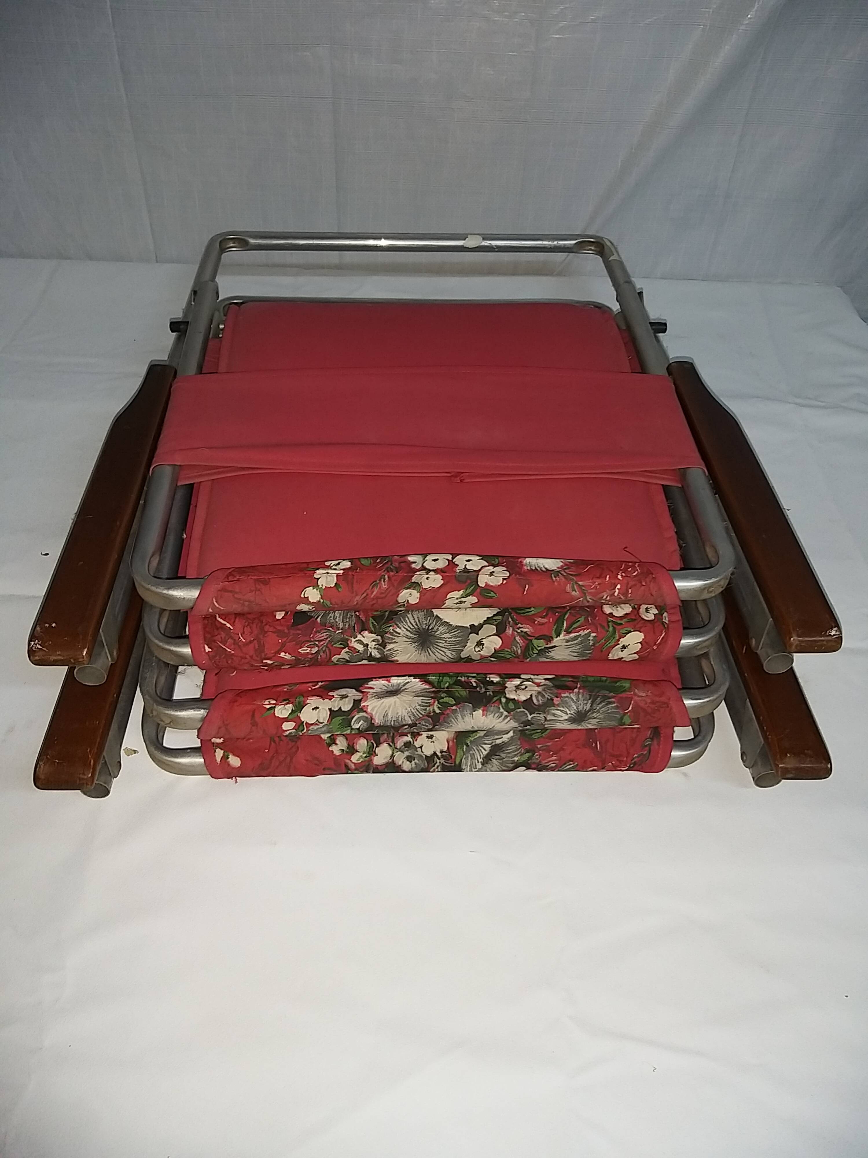 2 vintage camping chairs