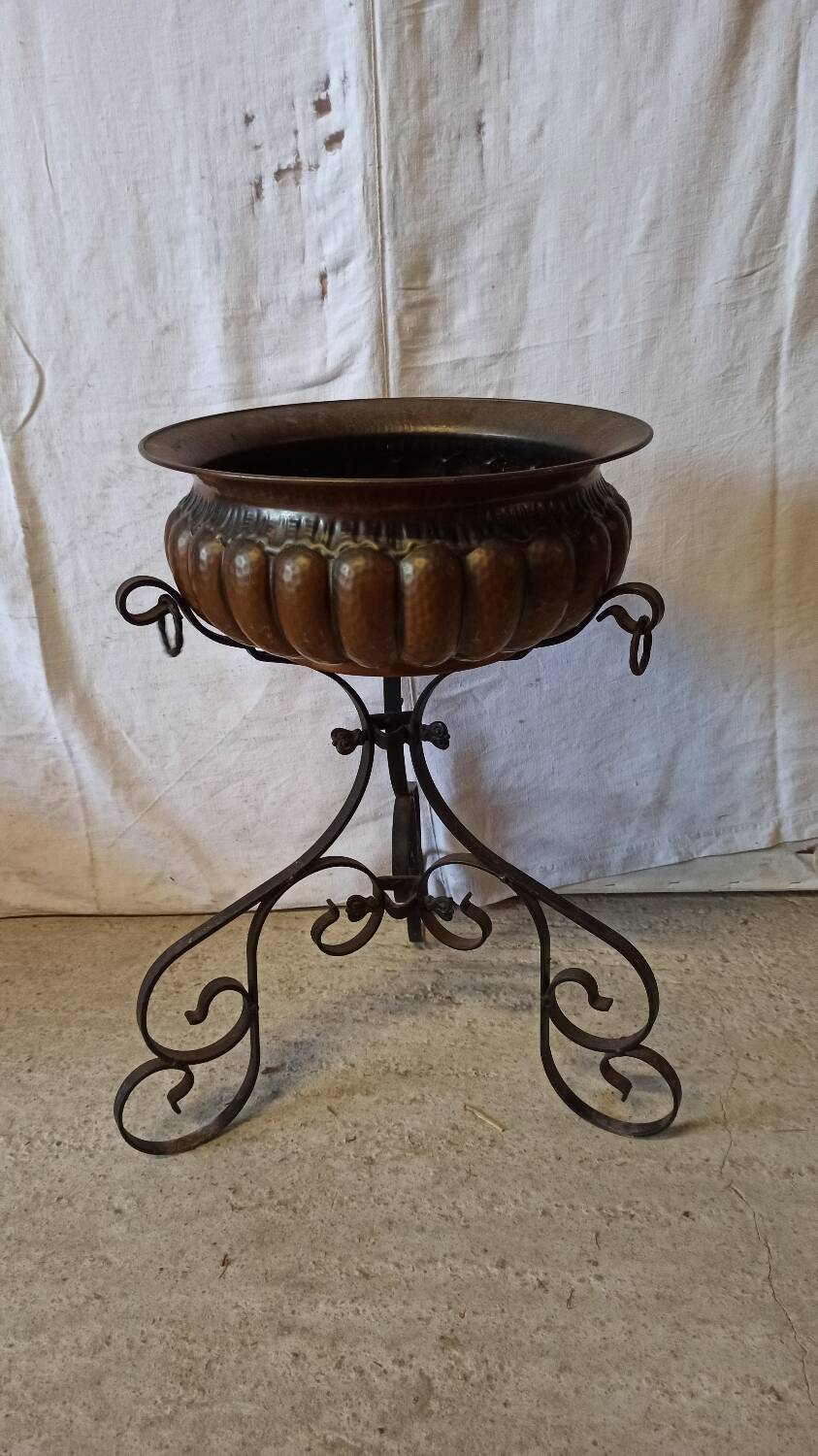 Lilium Italy plant holder in copper and wrought iron