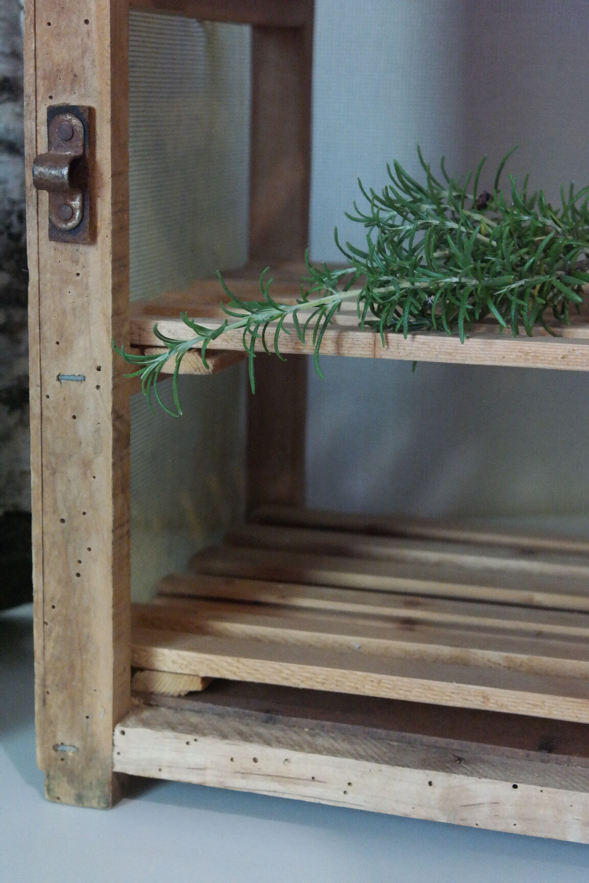 Garde manger campagnard ancien