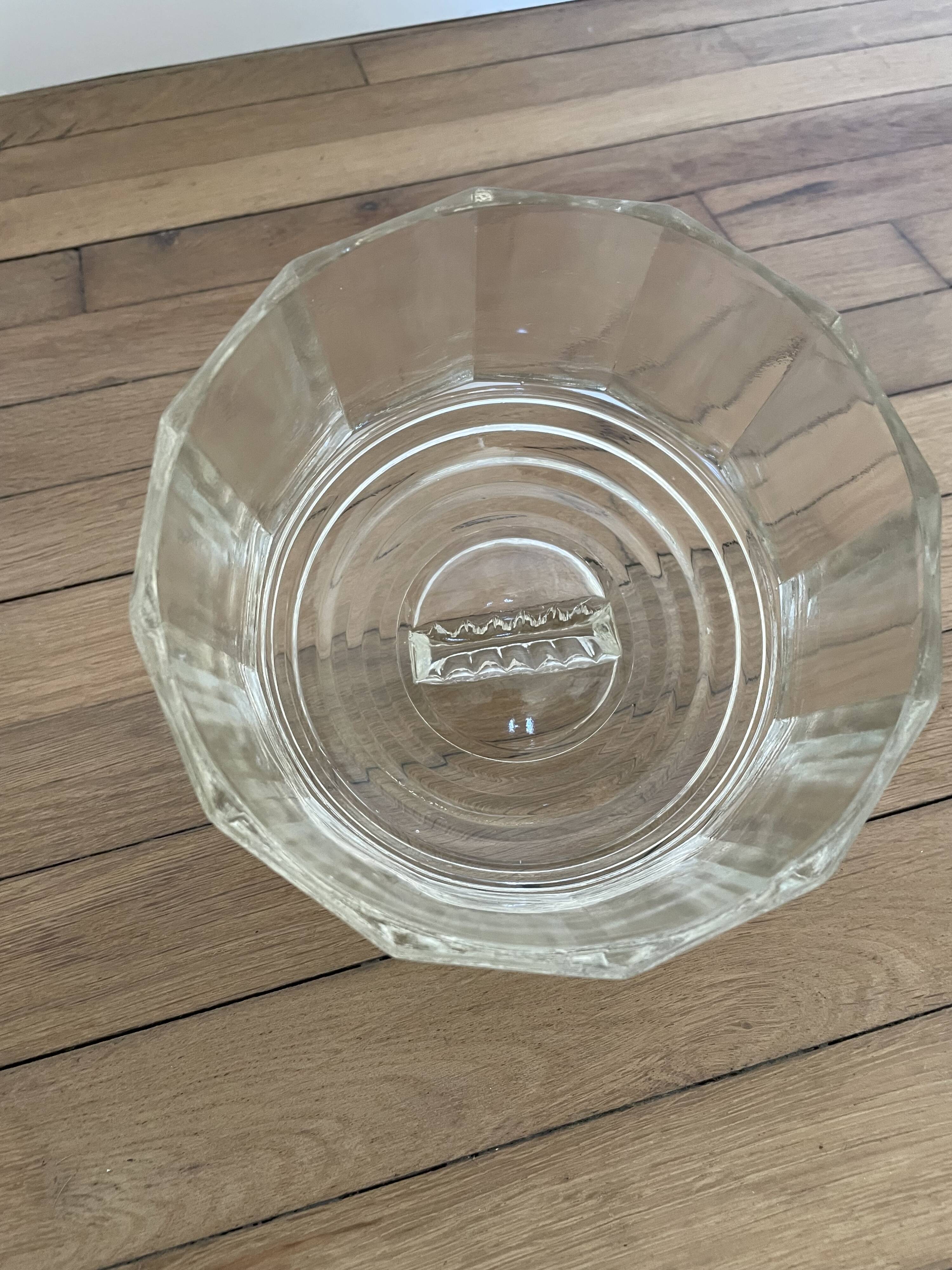 Art Deco glass cloche 251008