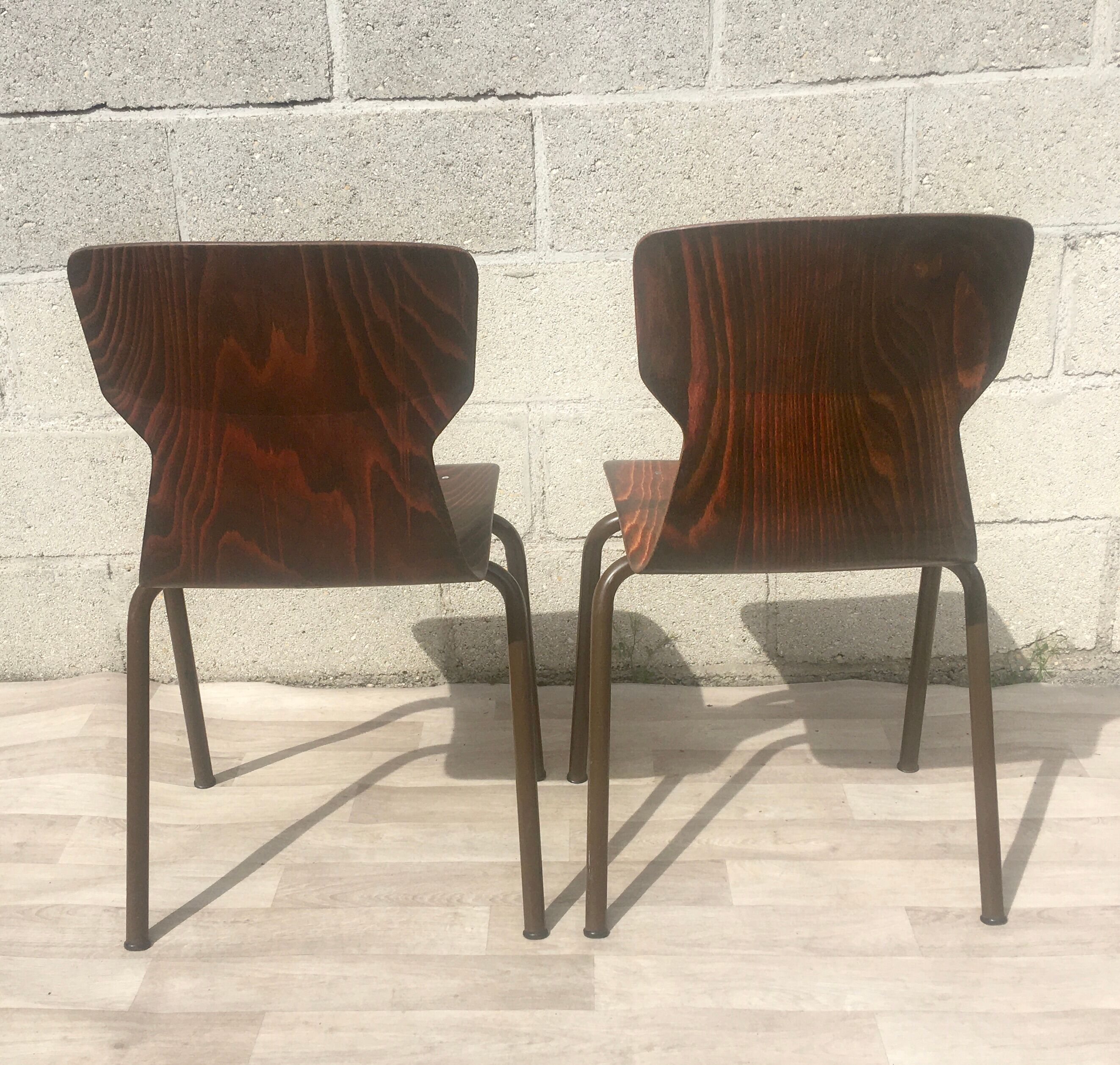 Set of 2 design and vintage chairs Eromes 60s
