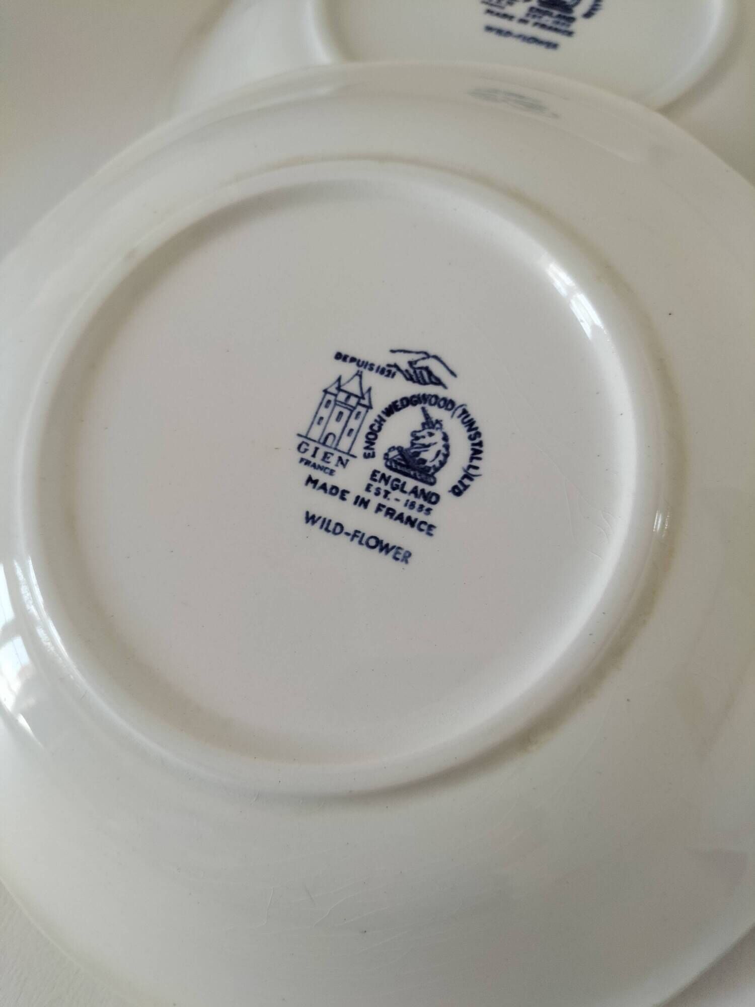 Set of 4 Gien and Enoch Wedgwood soup plates