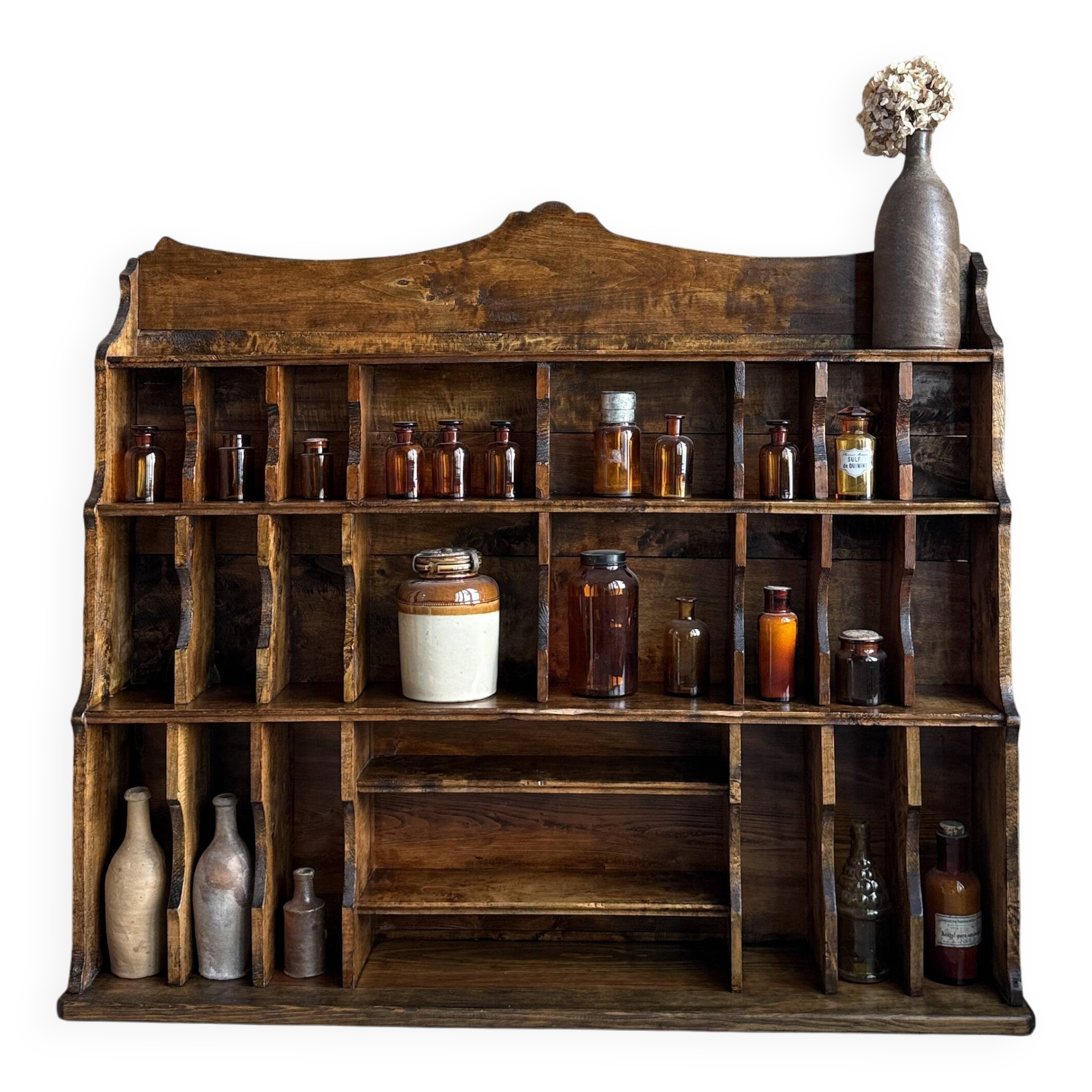 Workshop furniture with compartments