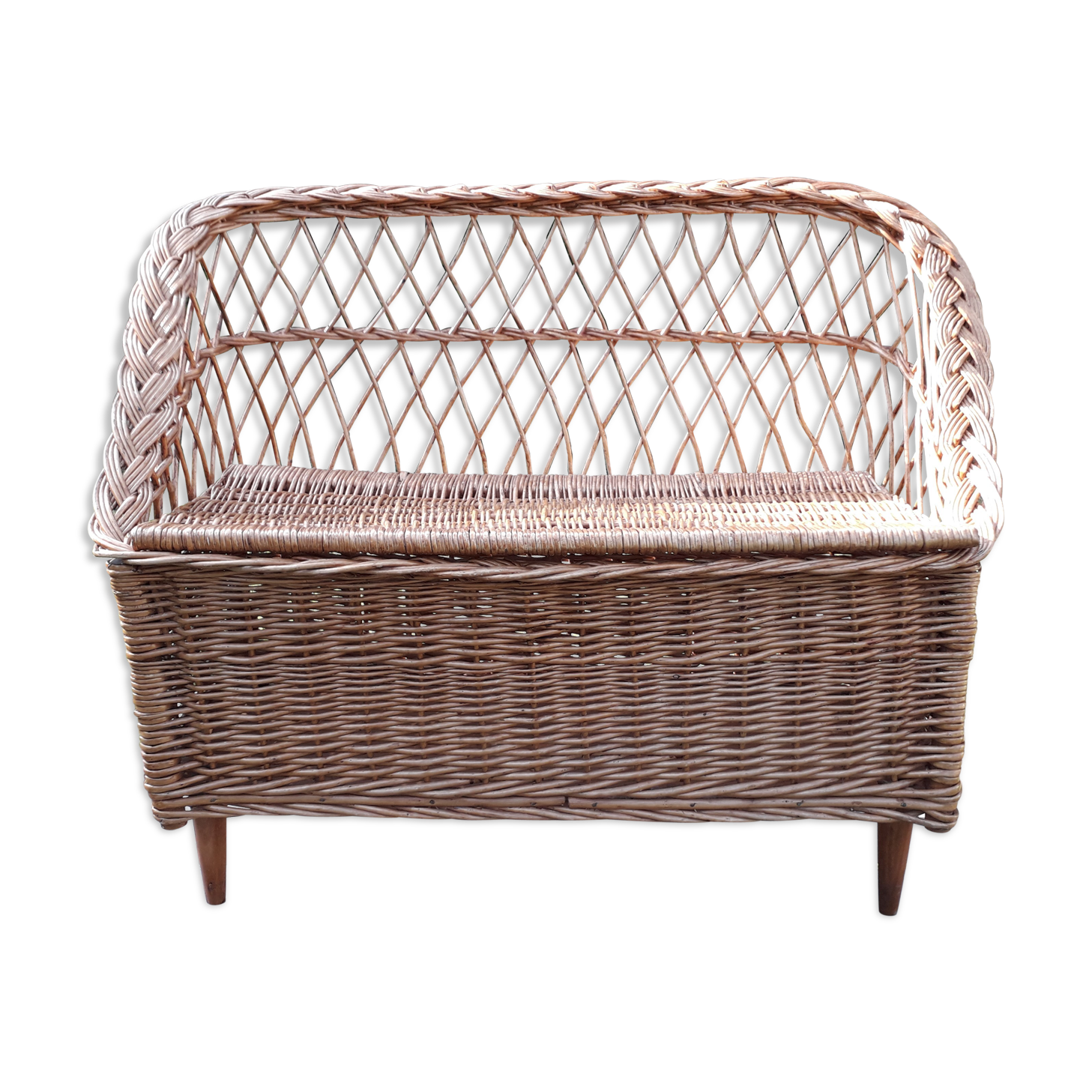 Wicker child's box bench