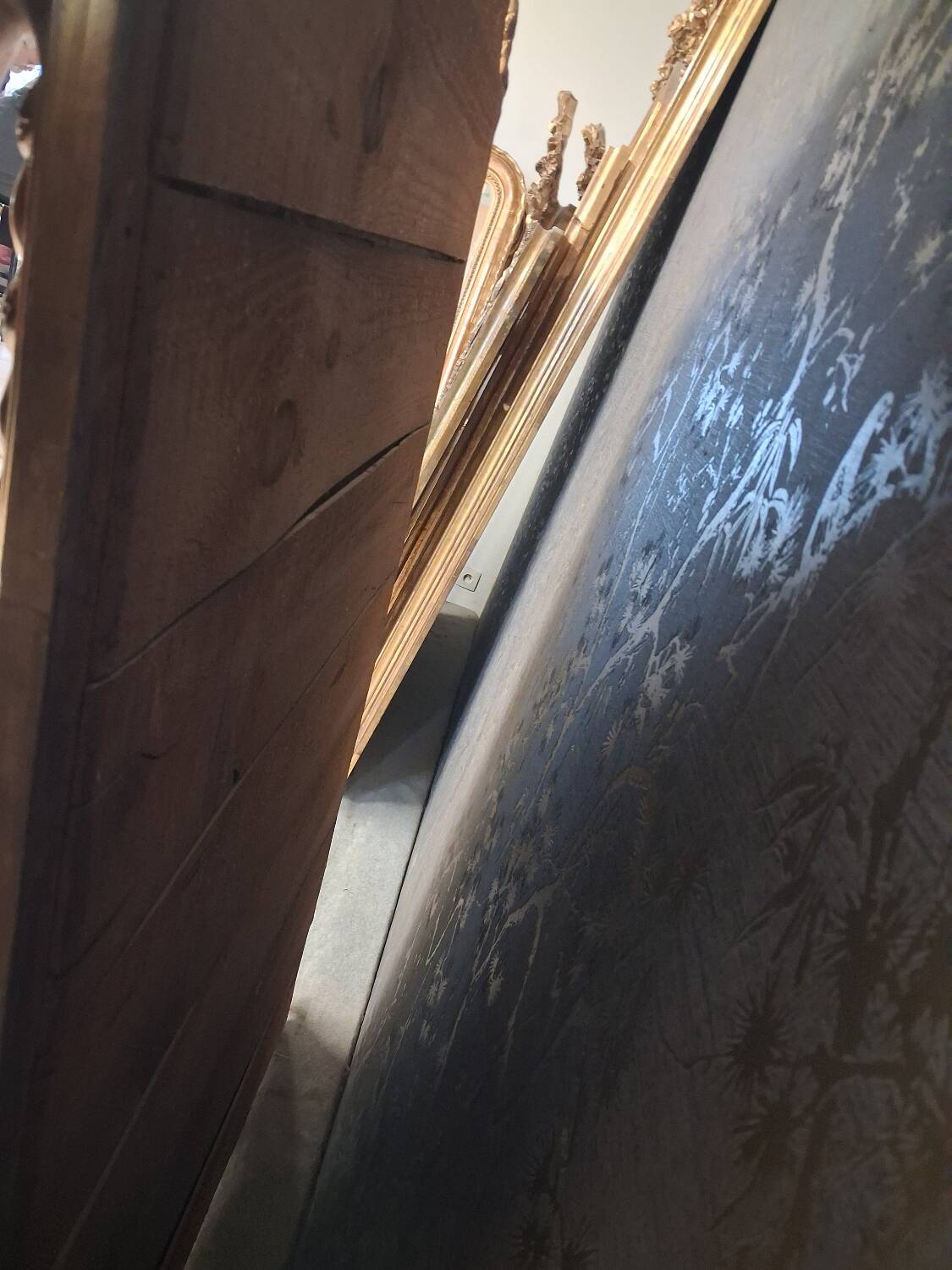 Mirror from the 19th century 181 x 113