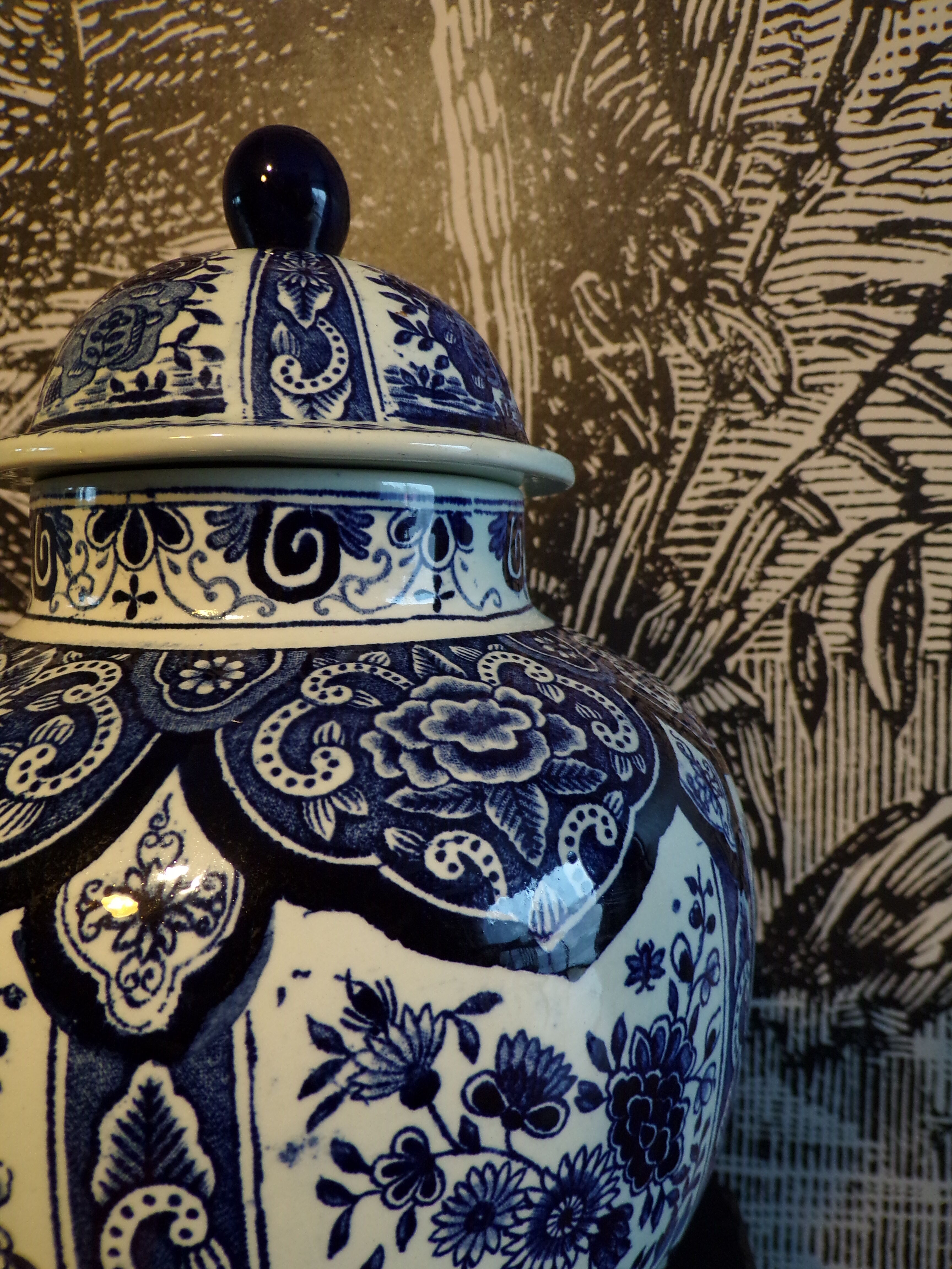 Vase Boch Delfts made for royal sphinx holland