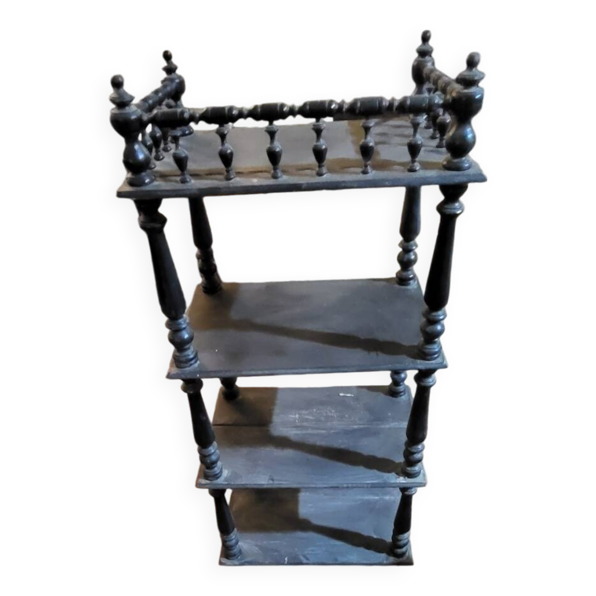 Napoleon III shelves