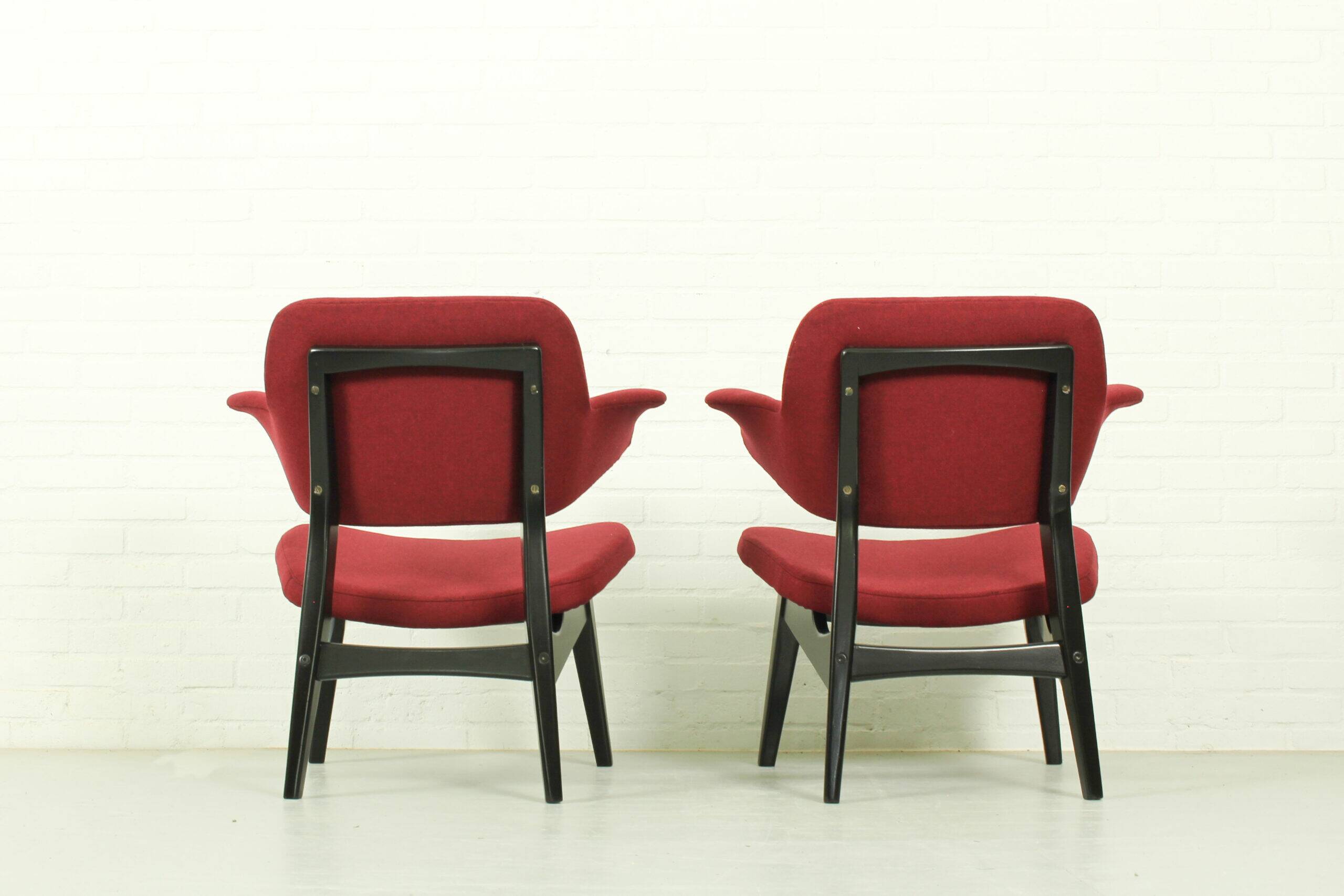 Pair of lounge armchairs by Louis van Teeffelen for Wébé – Dutch mid-century modern (1960s)