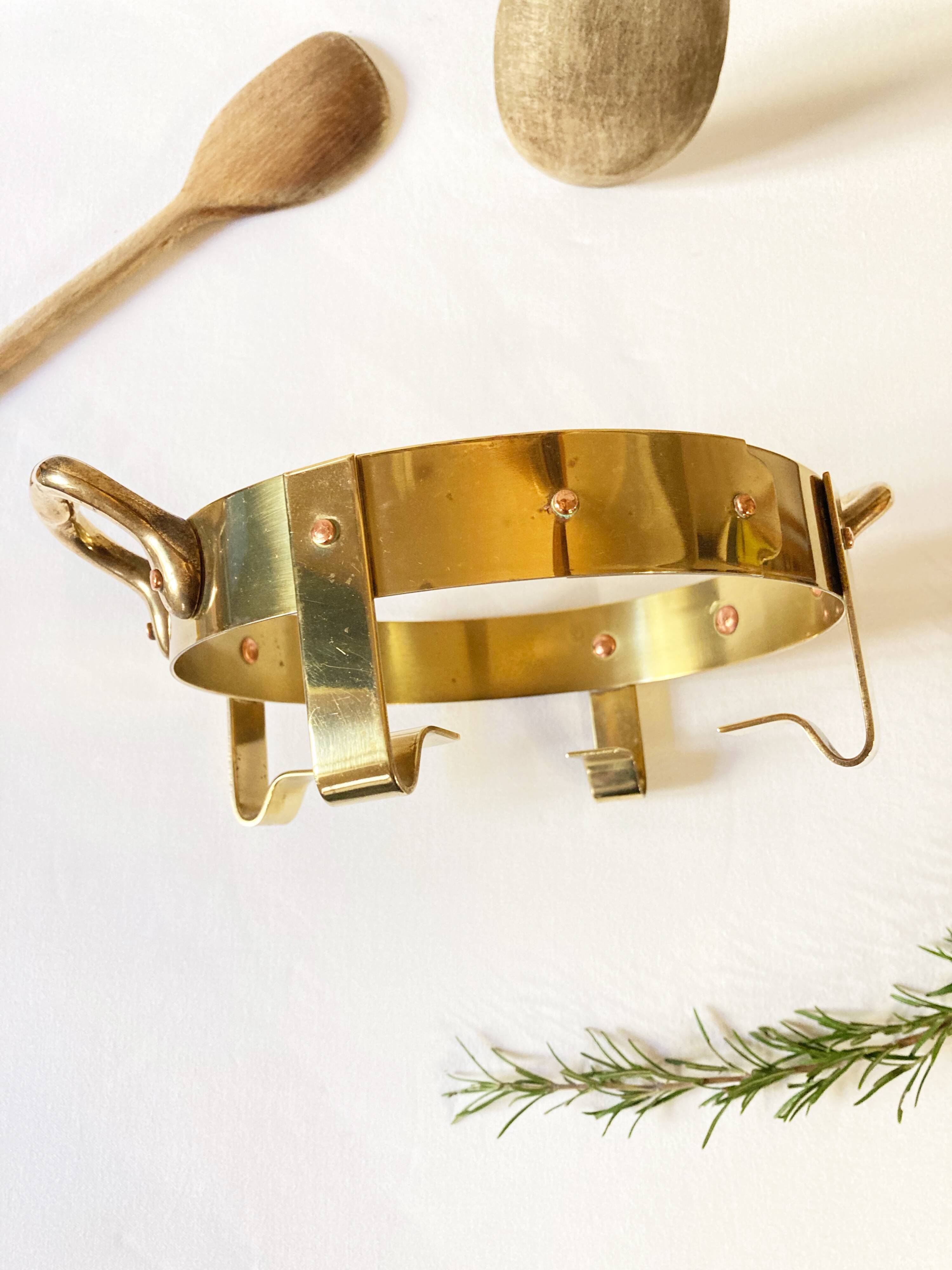 Copper and brass serving dish, M. Delalande, Villedieu, France