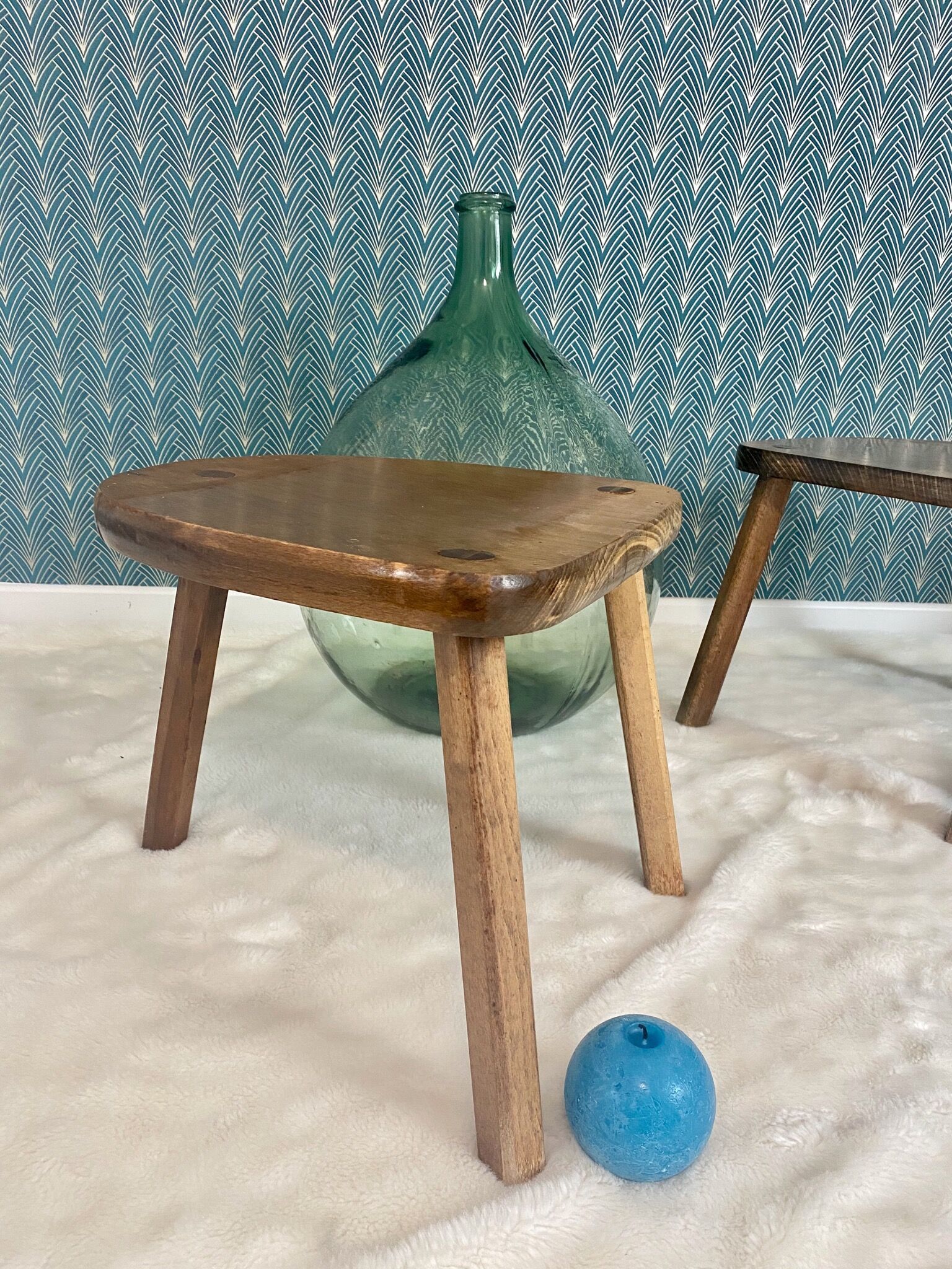 Pair of tripod stools