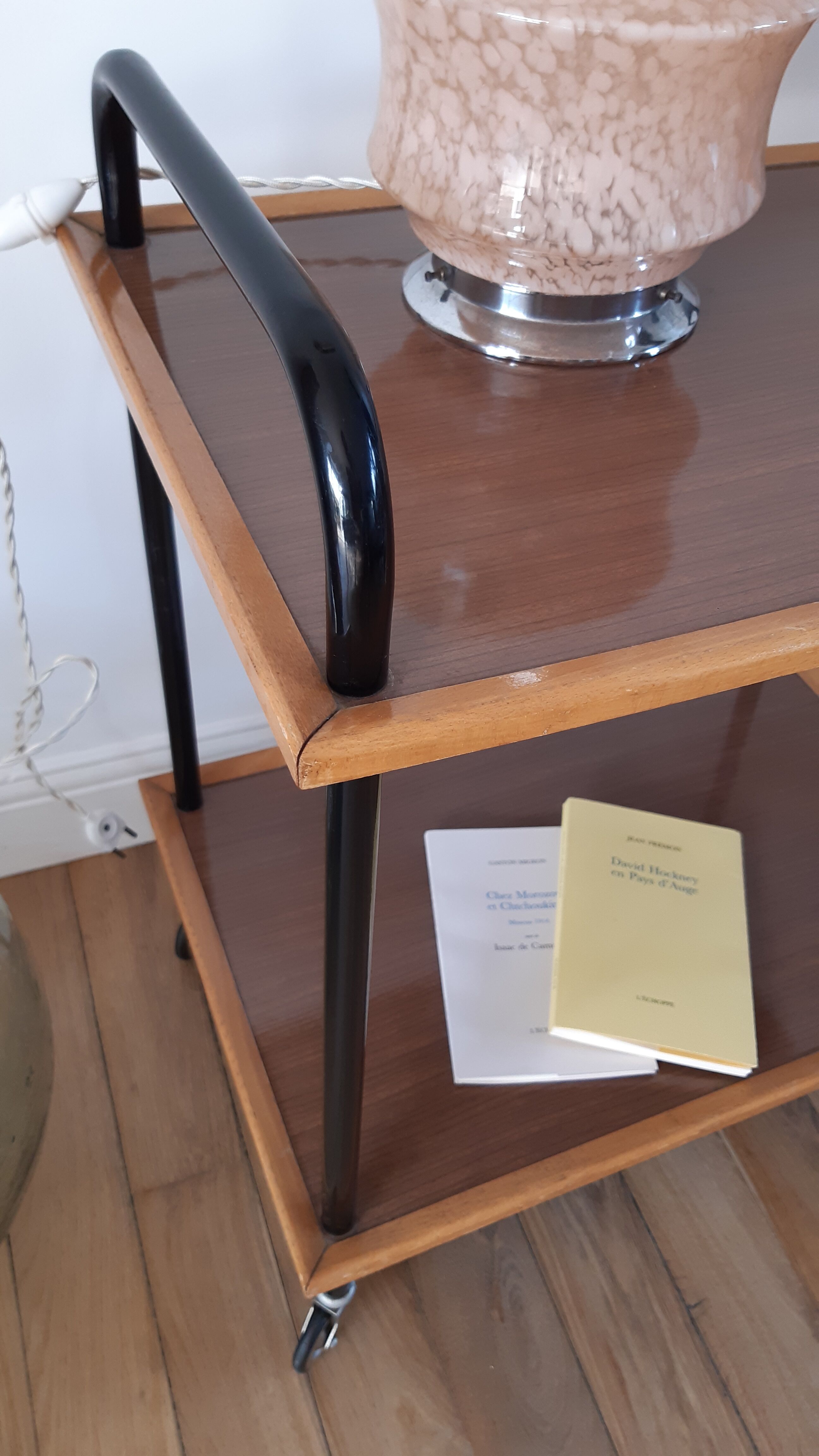 Served in beech wood and formica 60s