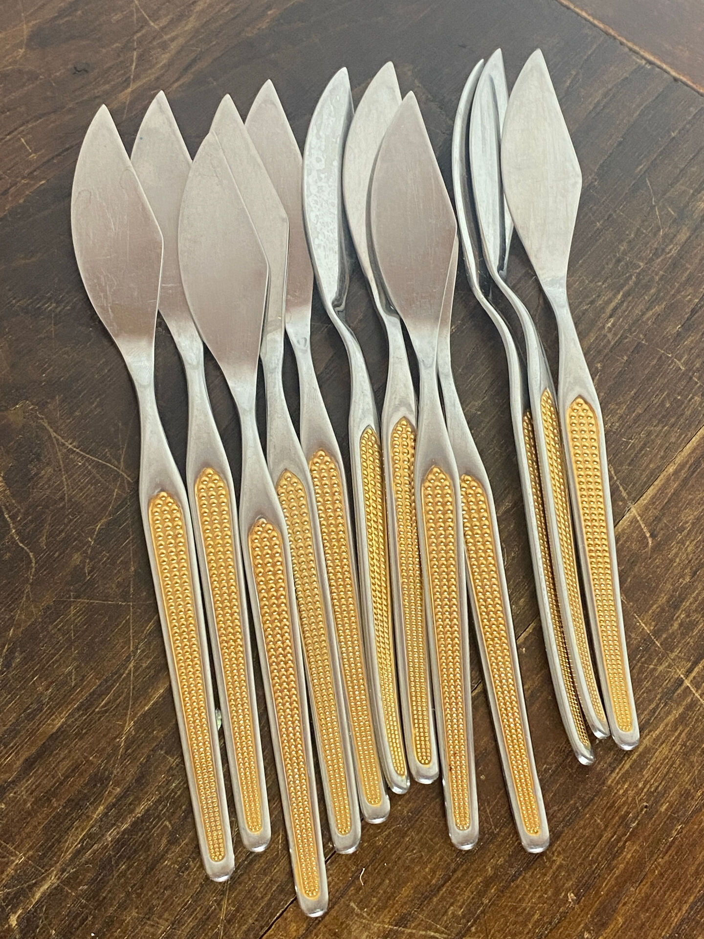 Fish cutlery set