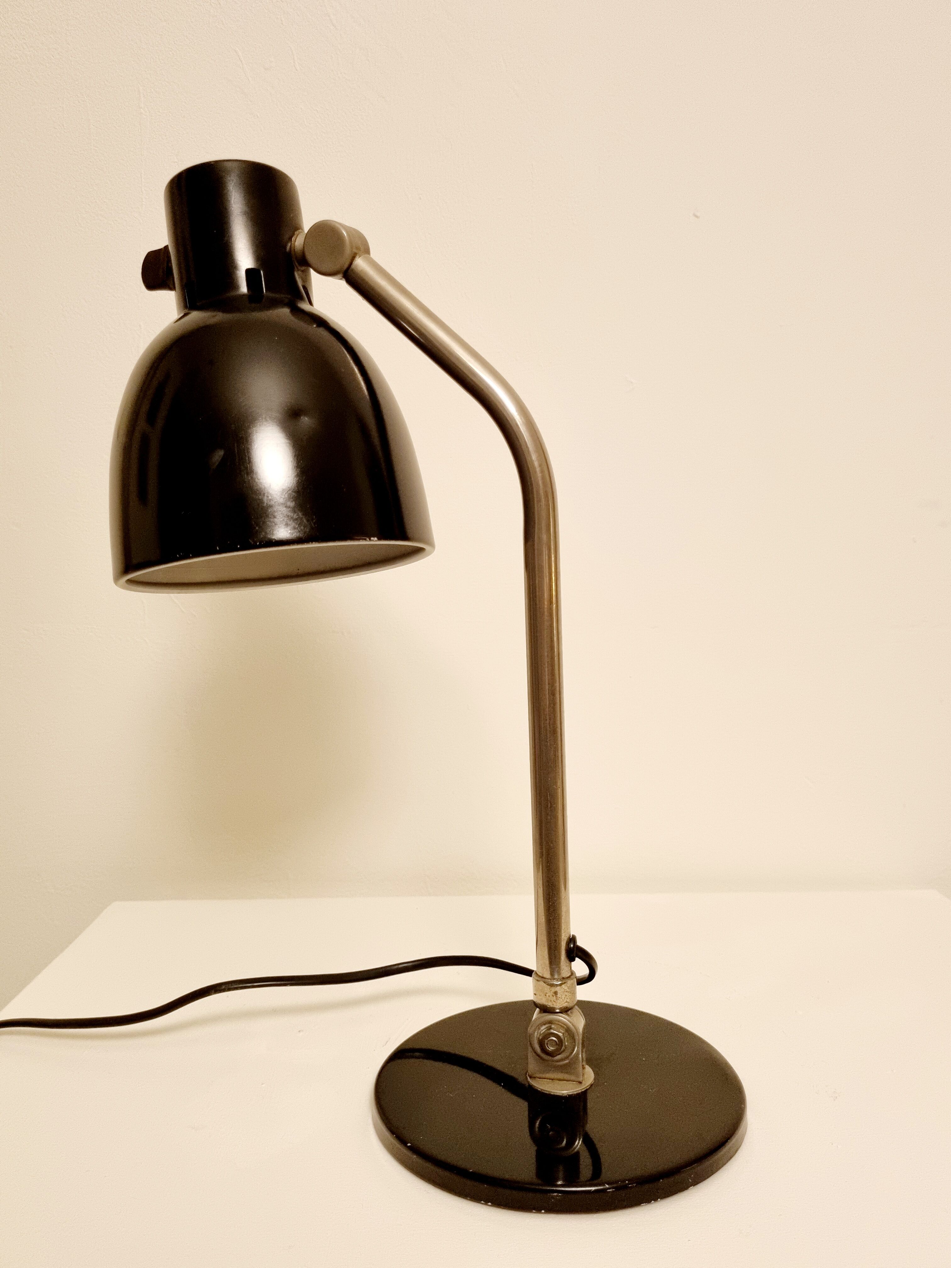 Hala Zeist industrial desk lamp 1950s, model 98 by H. BUSQUET