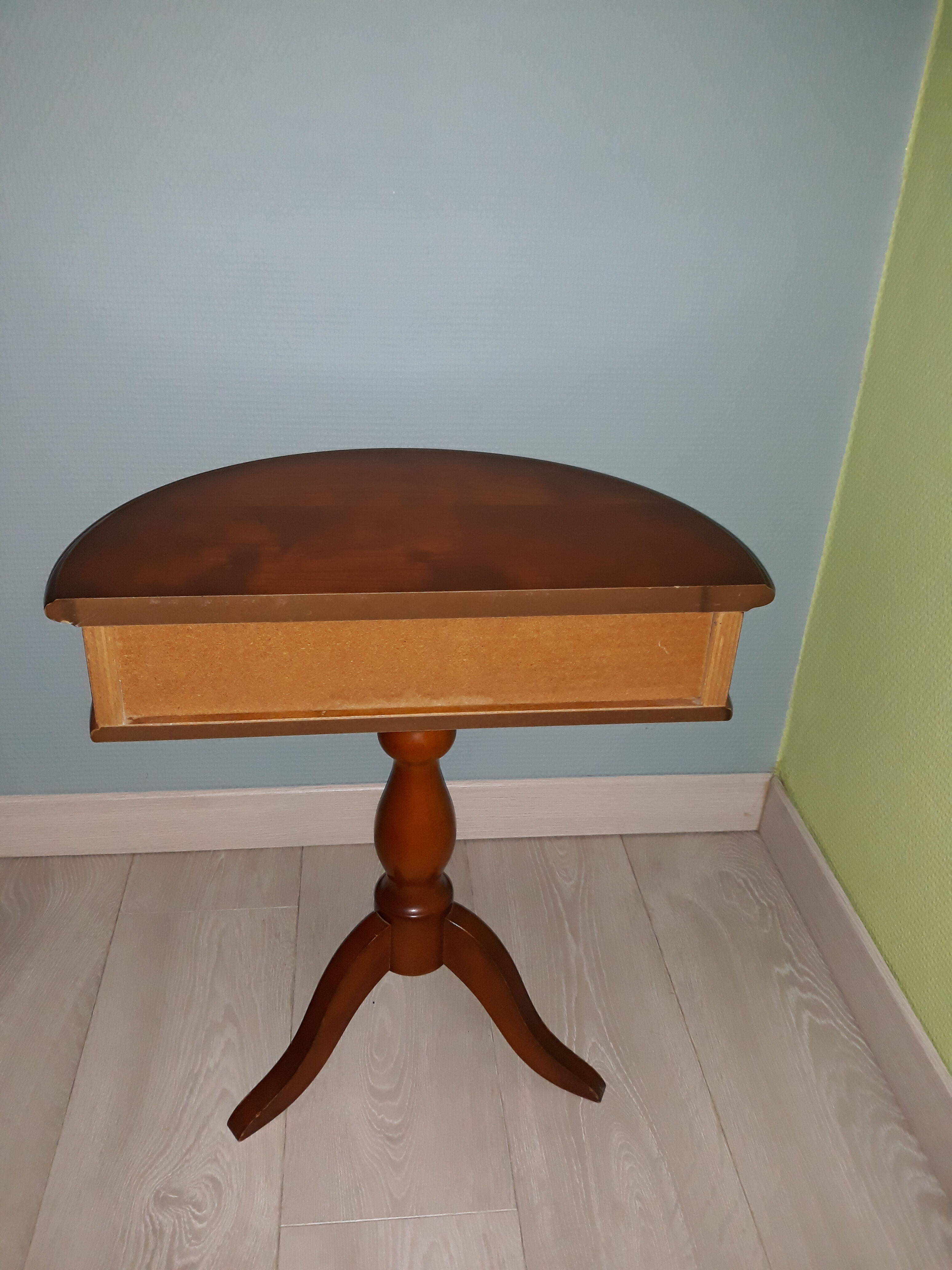 Pair of bedsides in cherry