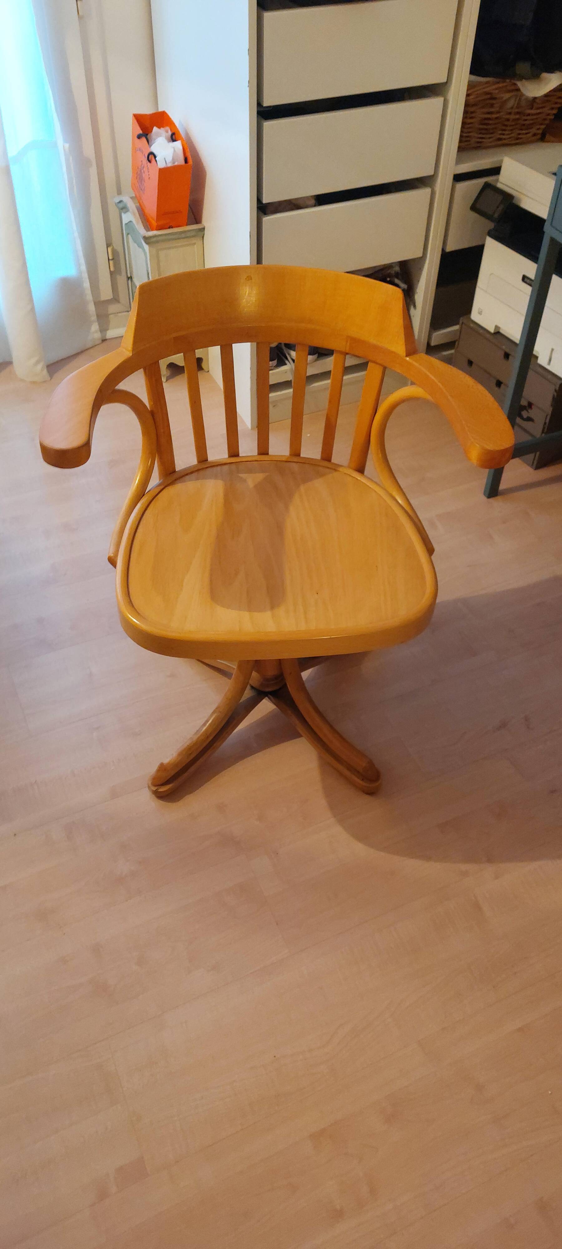Chaise pivotante style Baumann