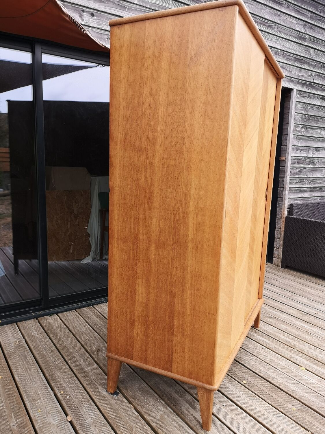 Vintage wardrobe sliding doors