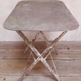 Table de jardin en fer