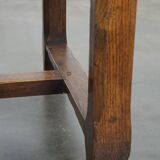 Table à manger française ancienne en chêne du 18ème siècle avec 2 tiroirs