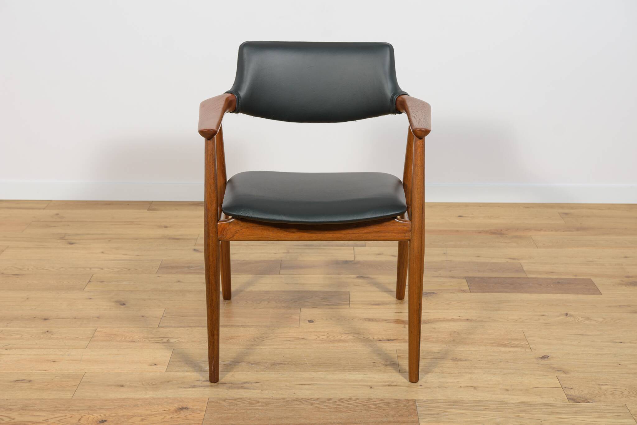 Mid century Teak Dining Chairs Model GM11 by Svend Åge Eriksen for Glostrup, 1950s, Set of 6