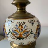 Ancienne lampe en faience de Gien décor renaissance 1876