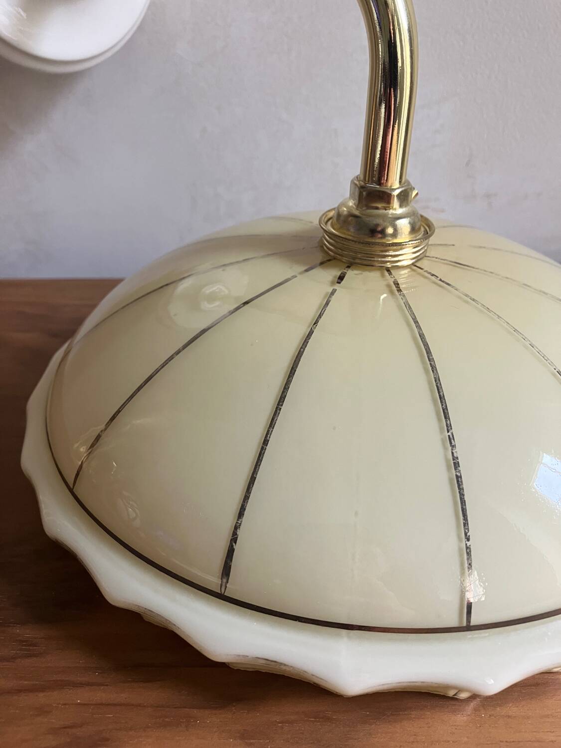 Art deco wall light