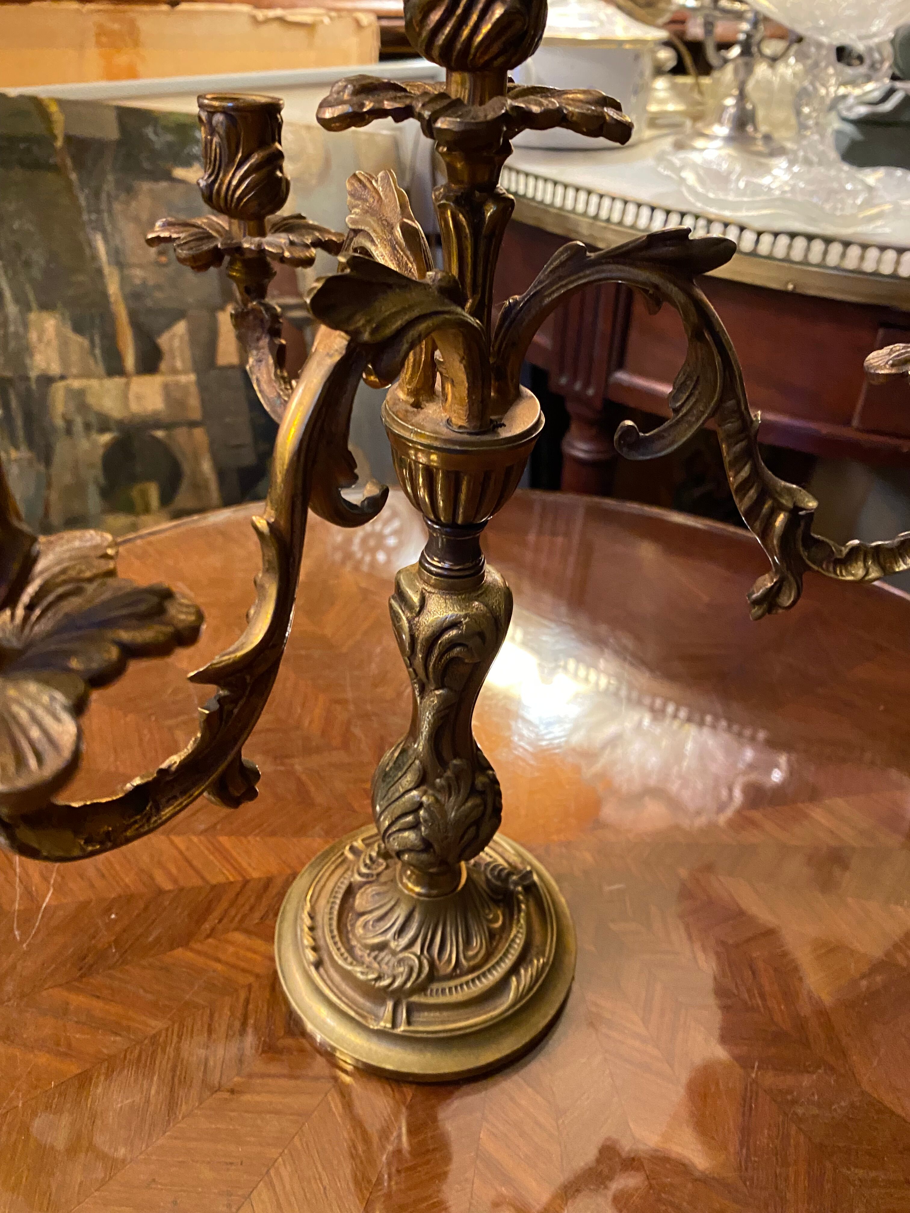 Bronze candle holder