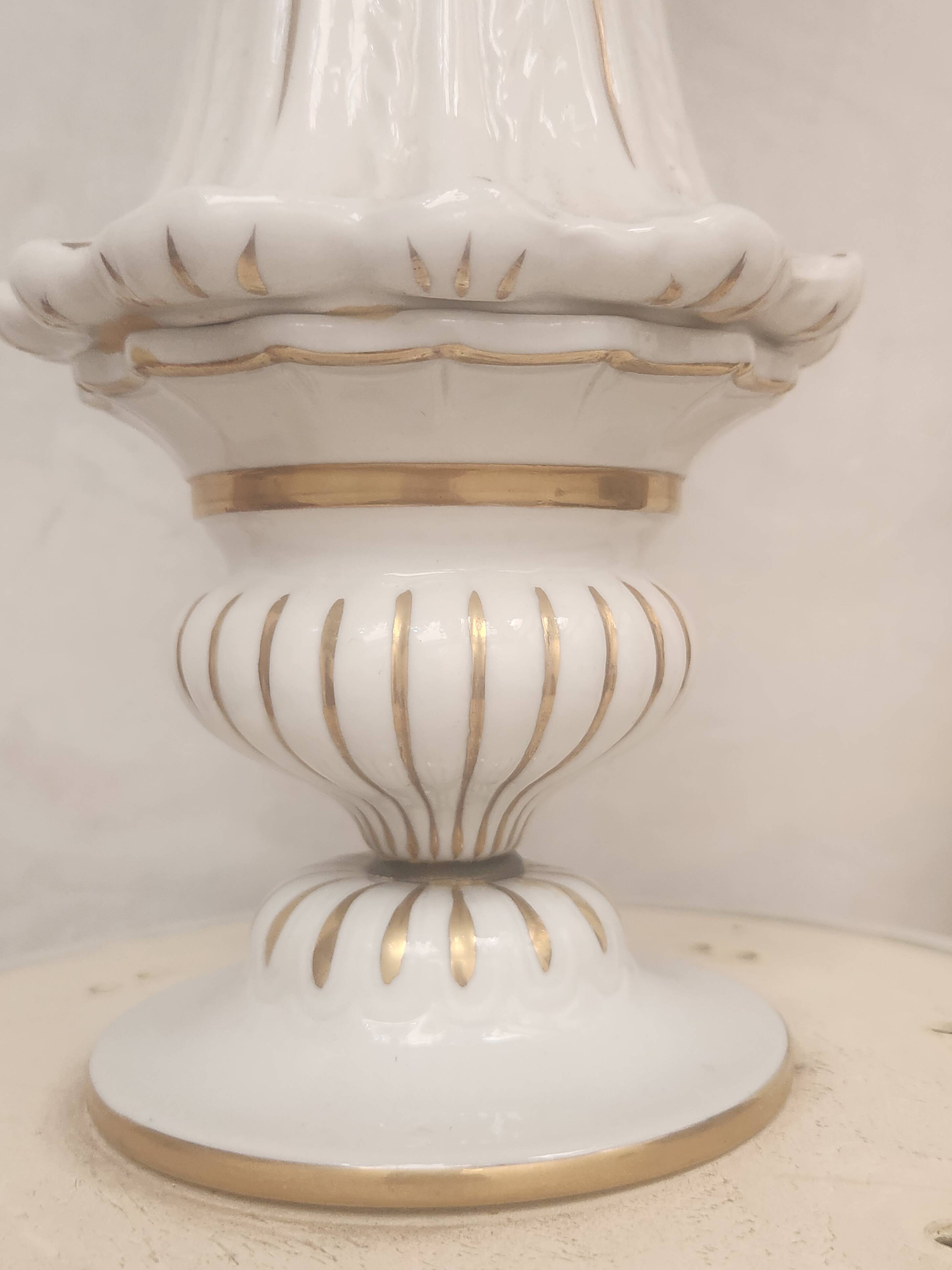 Large hand-painted gilded chandelier mangani ceramiche porcelain
