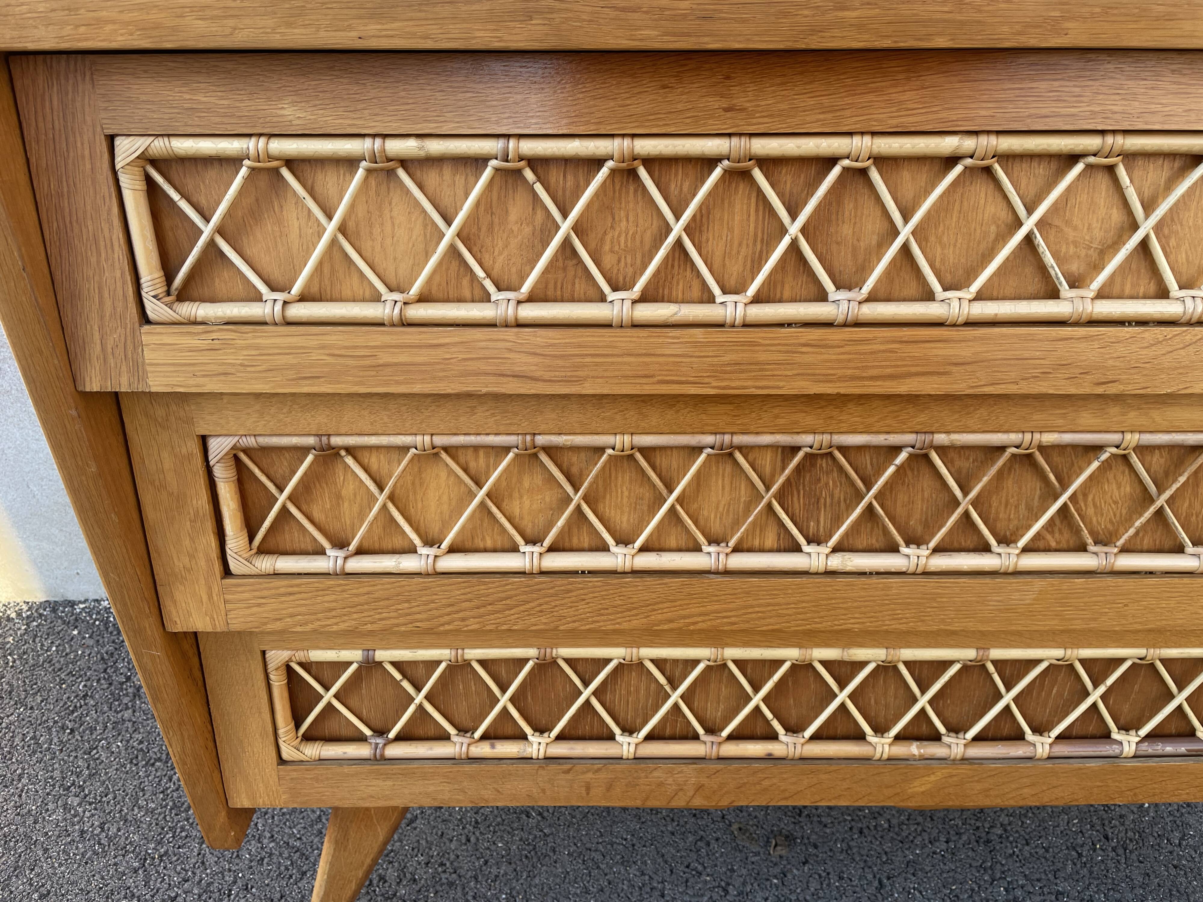 Commode bois et rotin