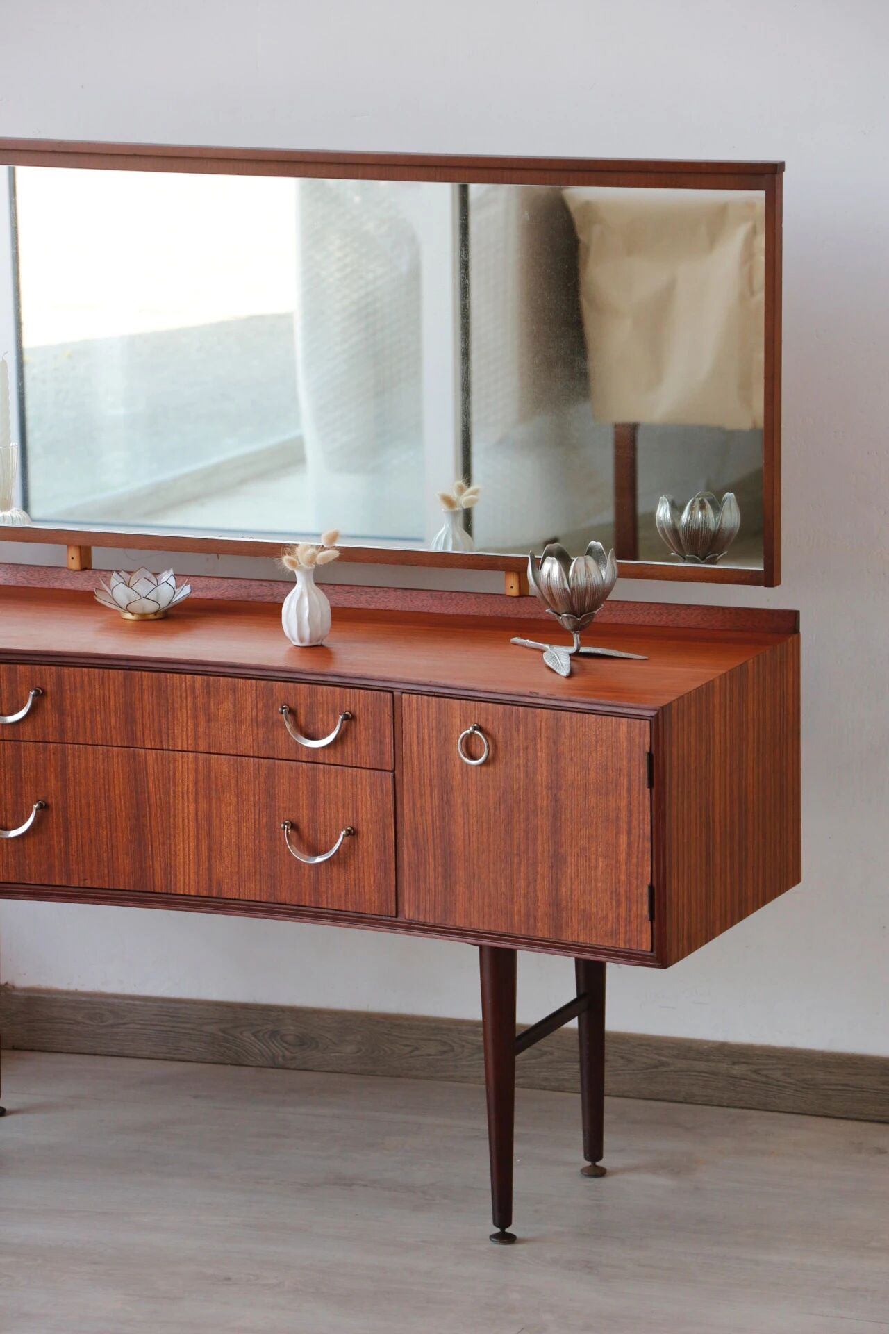 Coiffeuse vintage mid-century en teck (Meredew)