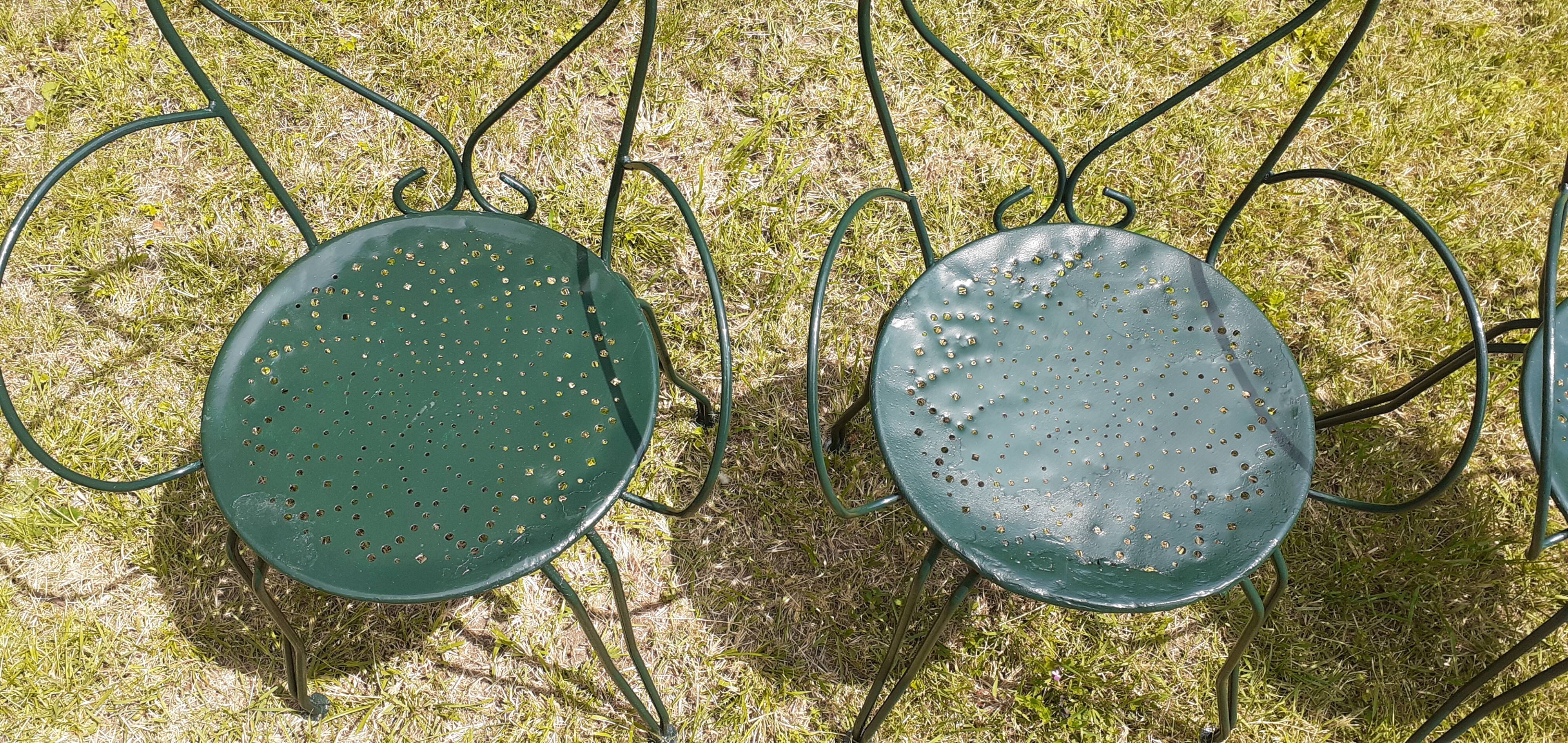 Garden furniture 1 table 4 armchairs wrought iron old green wagon