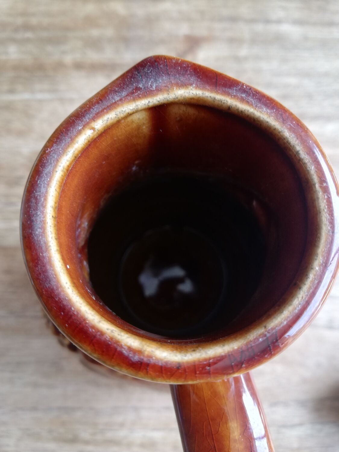 Wine pitcher grape bunch bornier Belgium with cork stopper