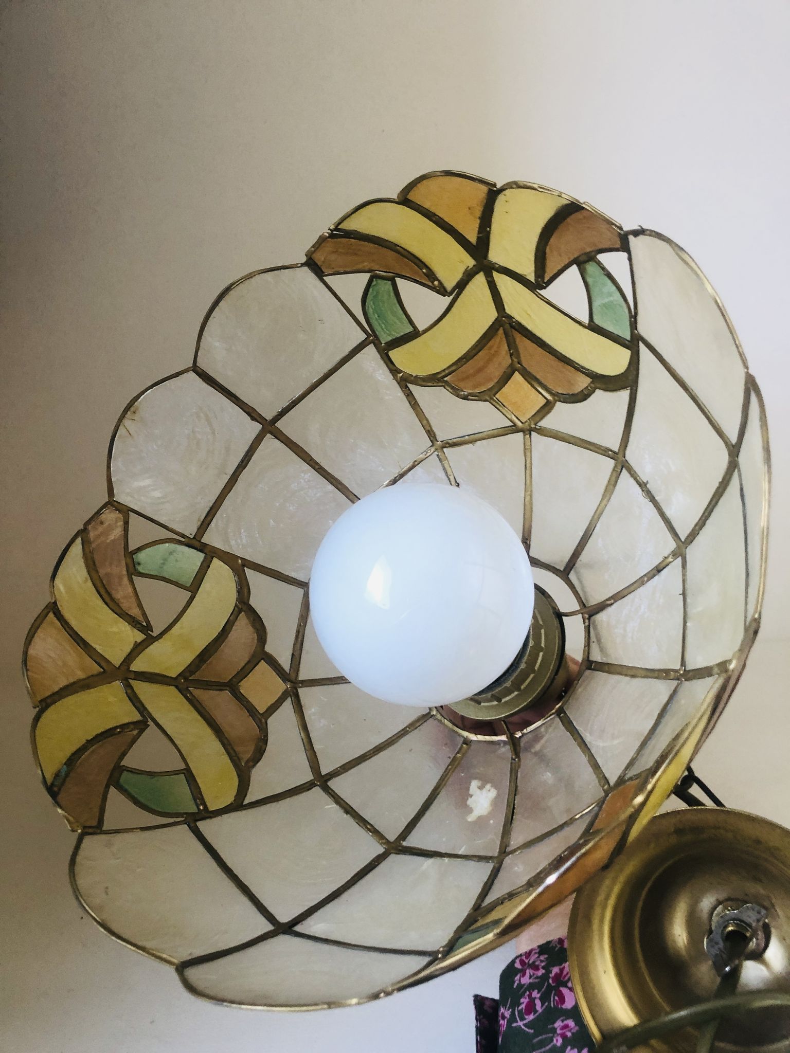 Suspension luminaire mother-of-pearl and brass