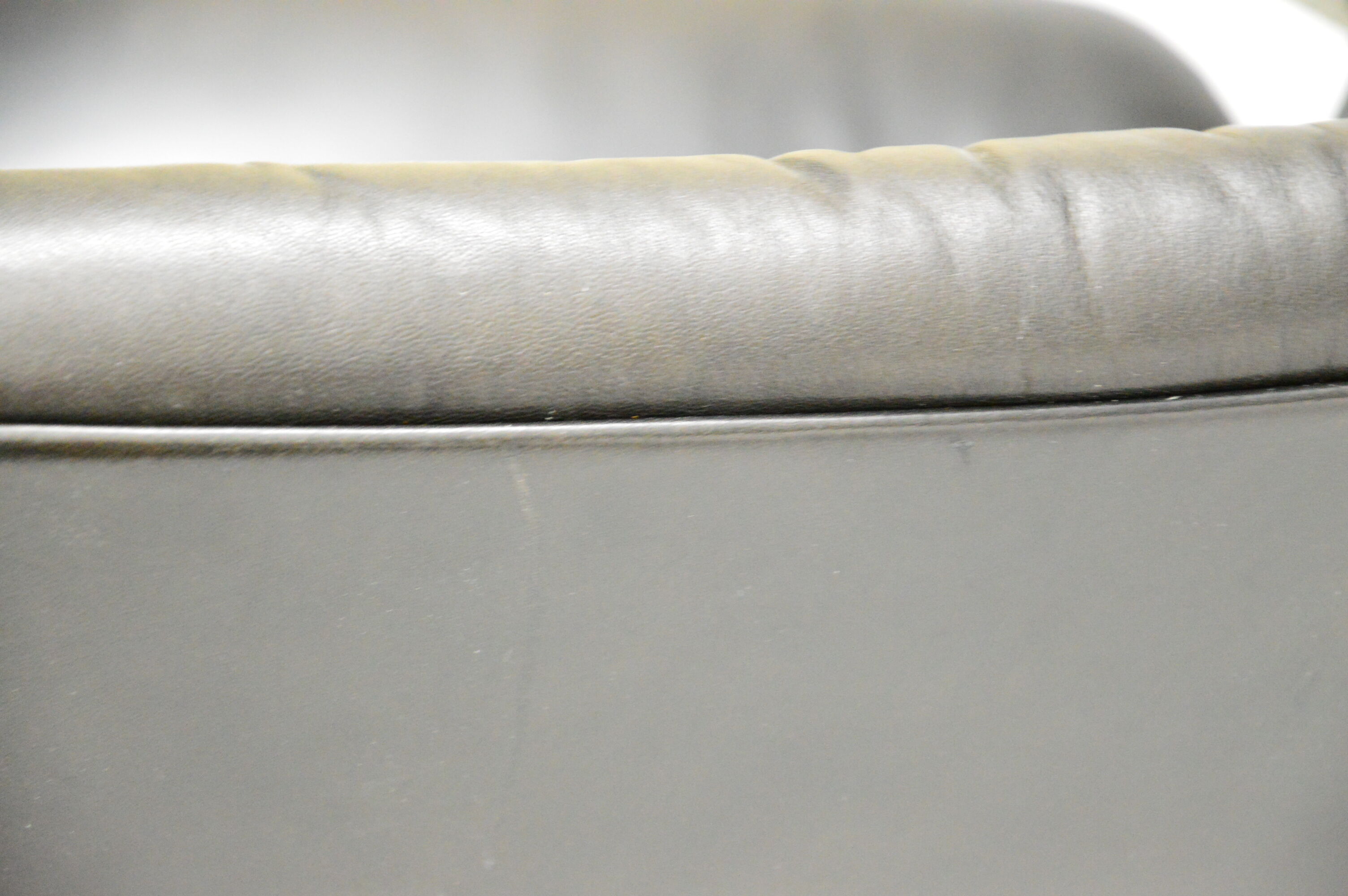 P126 armchair Osvaldo Borsani for Tecno 1966