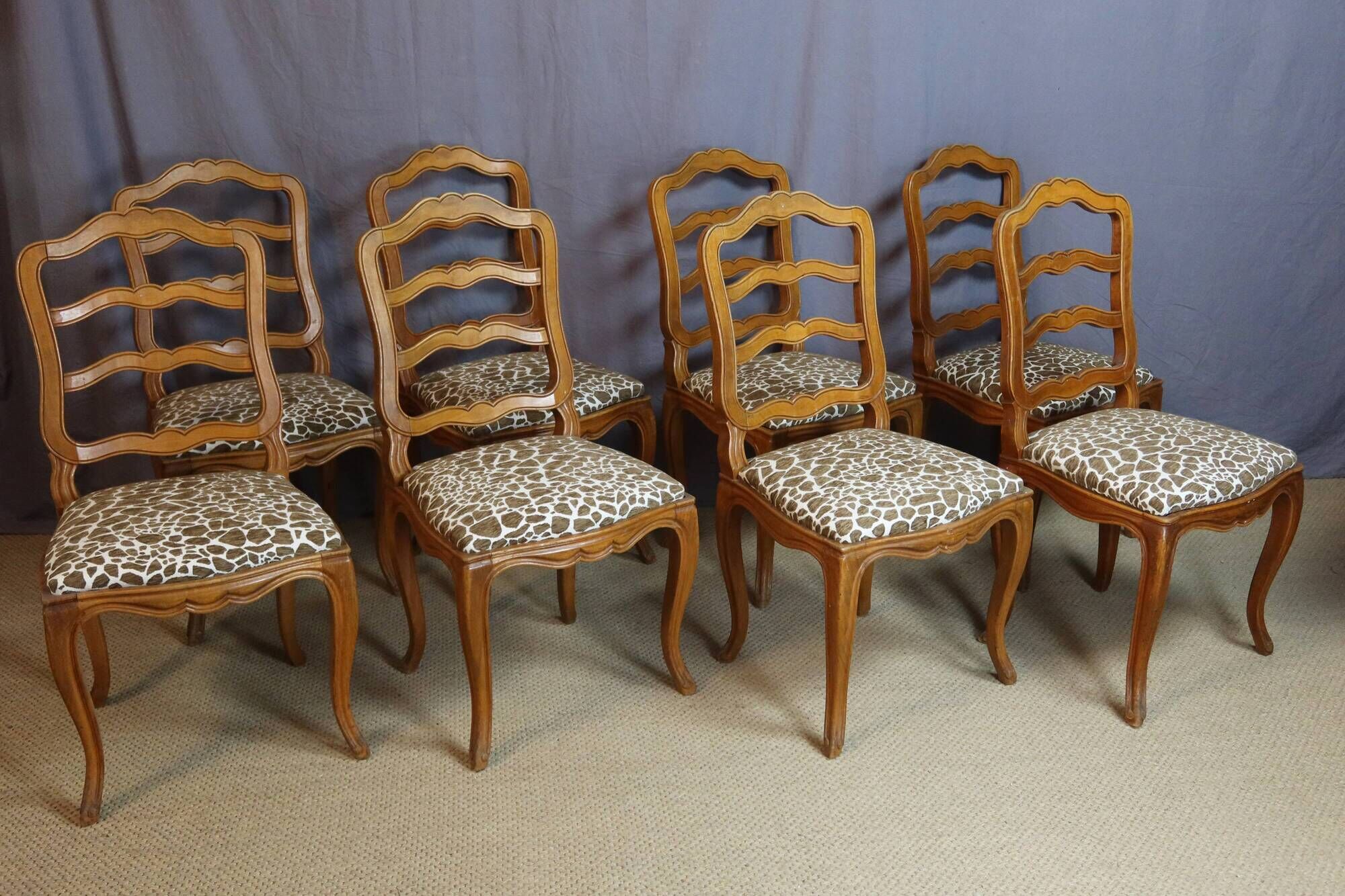 CHAIRS IN LOUIS XV STYLE