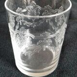 Set of 8 engraved glasses