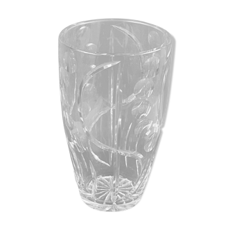 Vase vintage geometric pattern