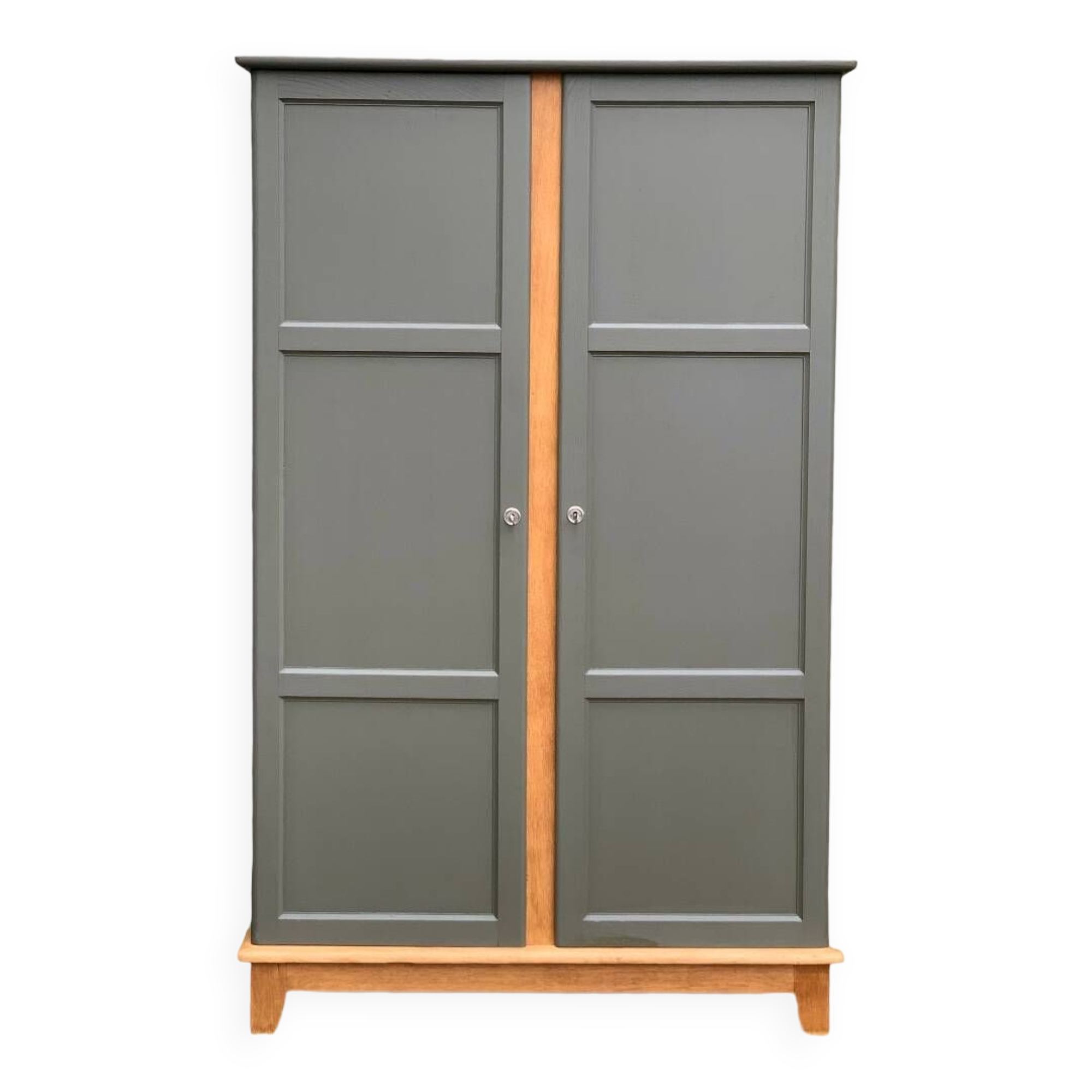 Parisian solid oak wardrobe 1960