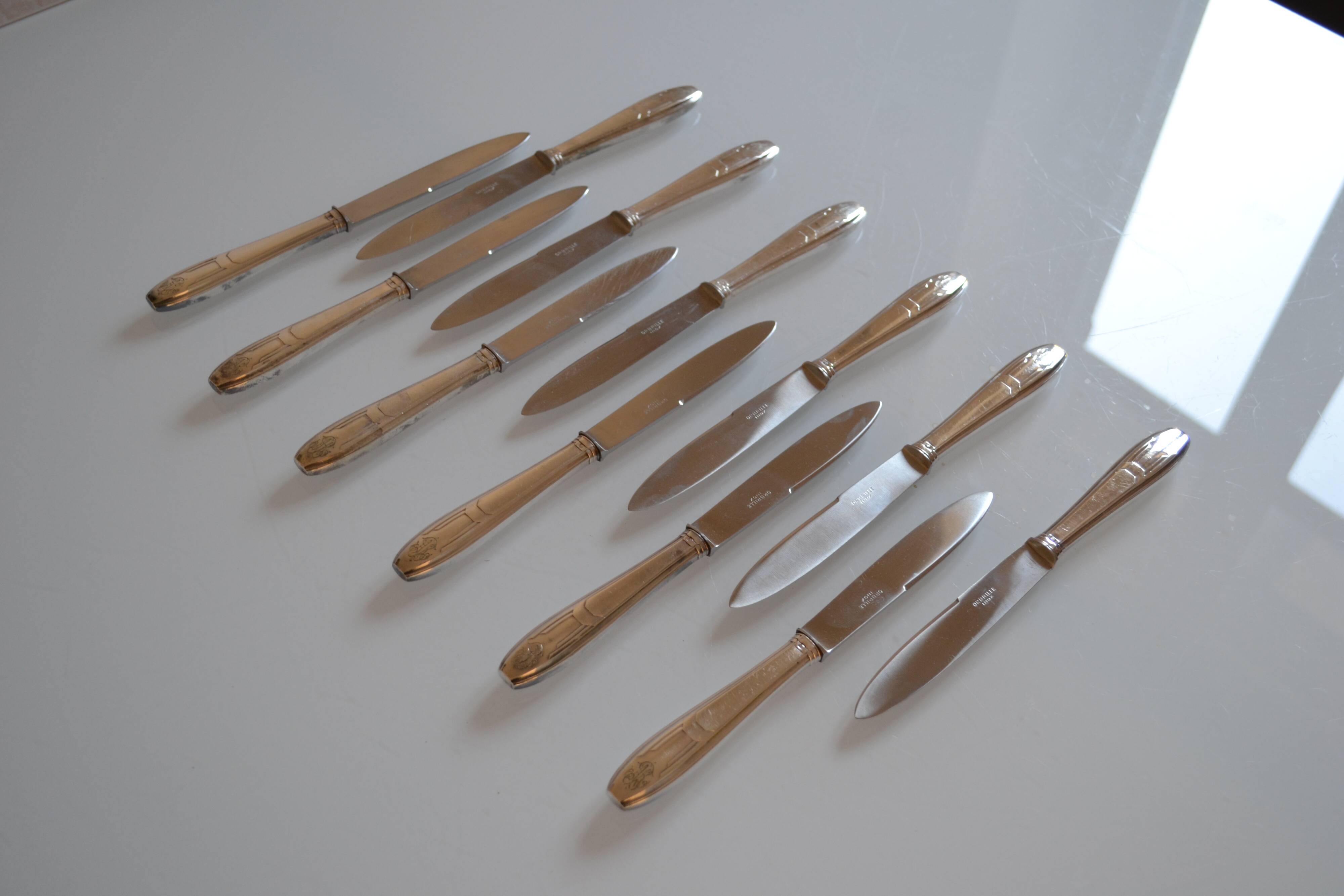 12 art deco silver metal dessert or cheese knives 20.5 cm AR monogram